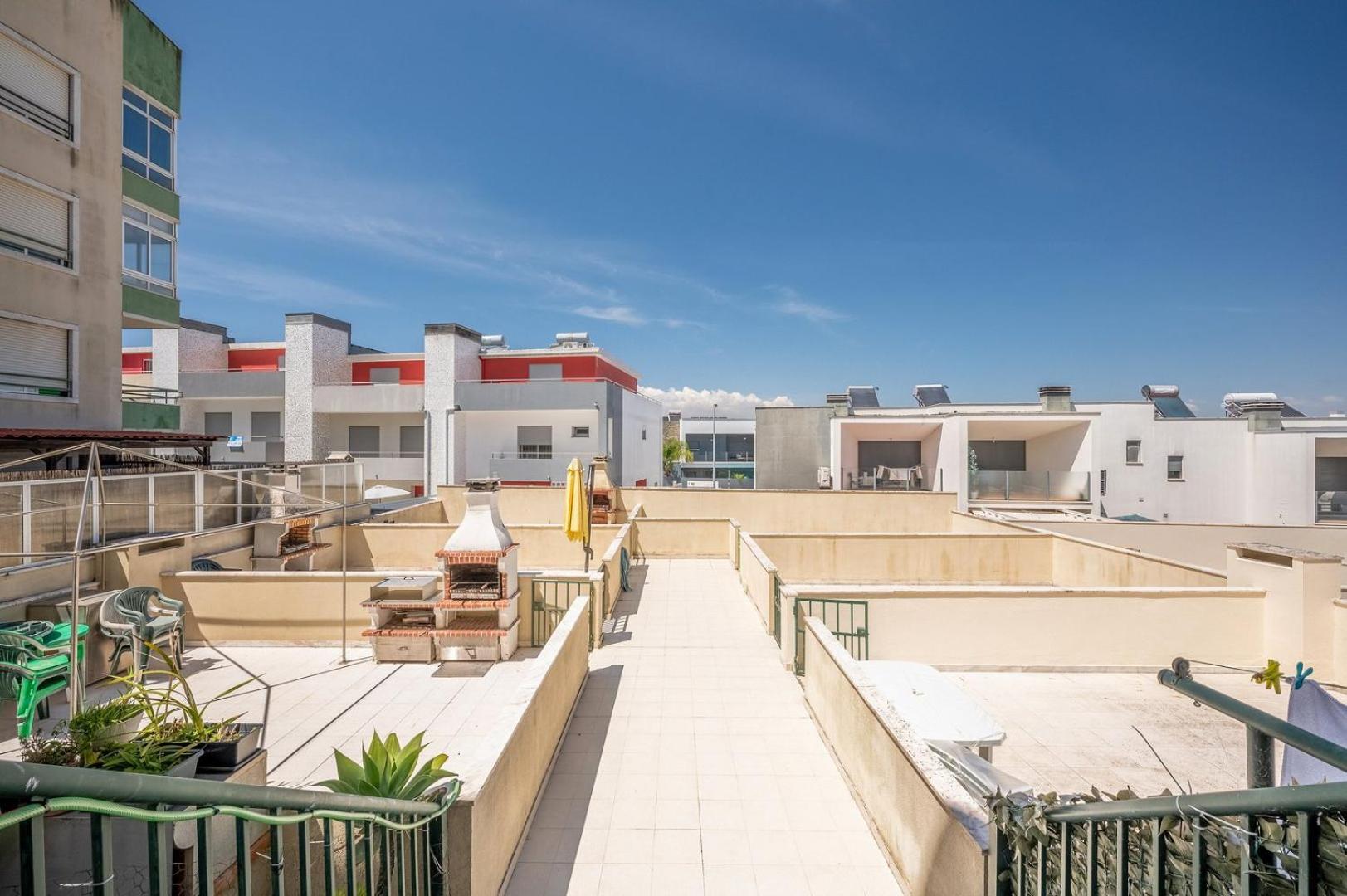 GuestReady - Caparica Beach Lover's Dream view 3