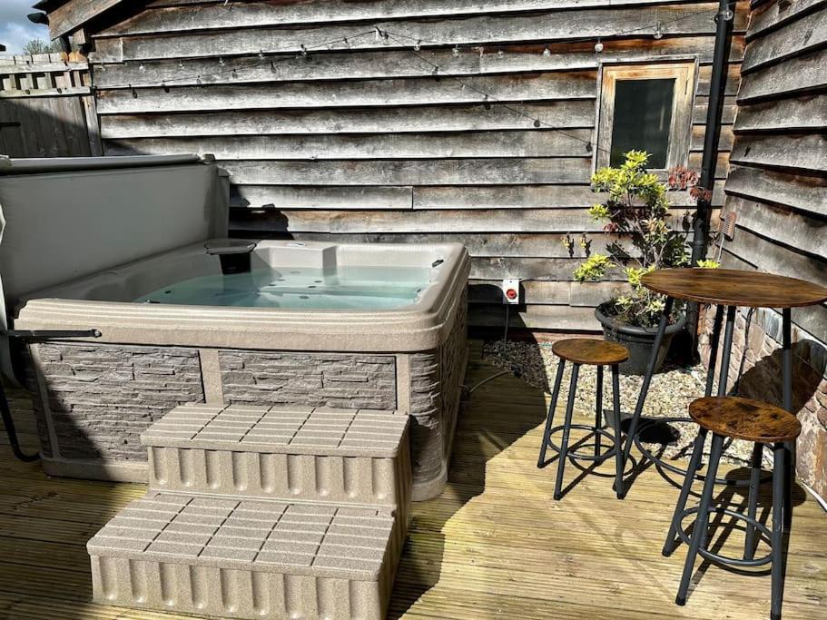 Serafina Cottage