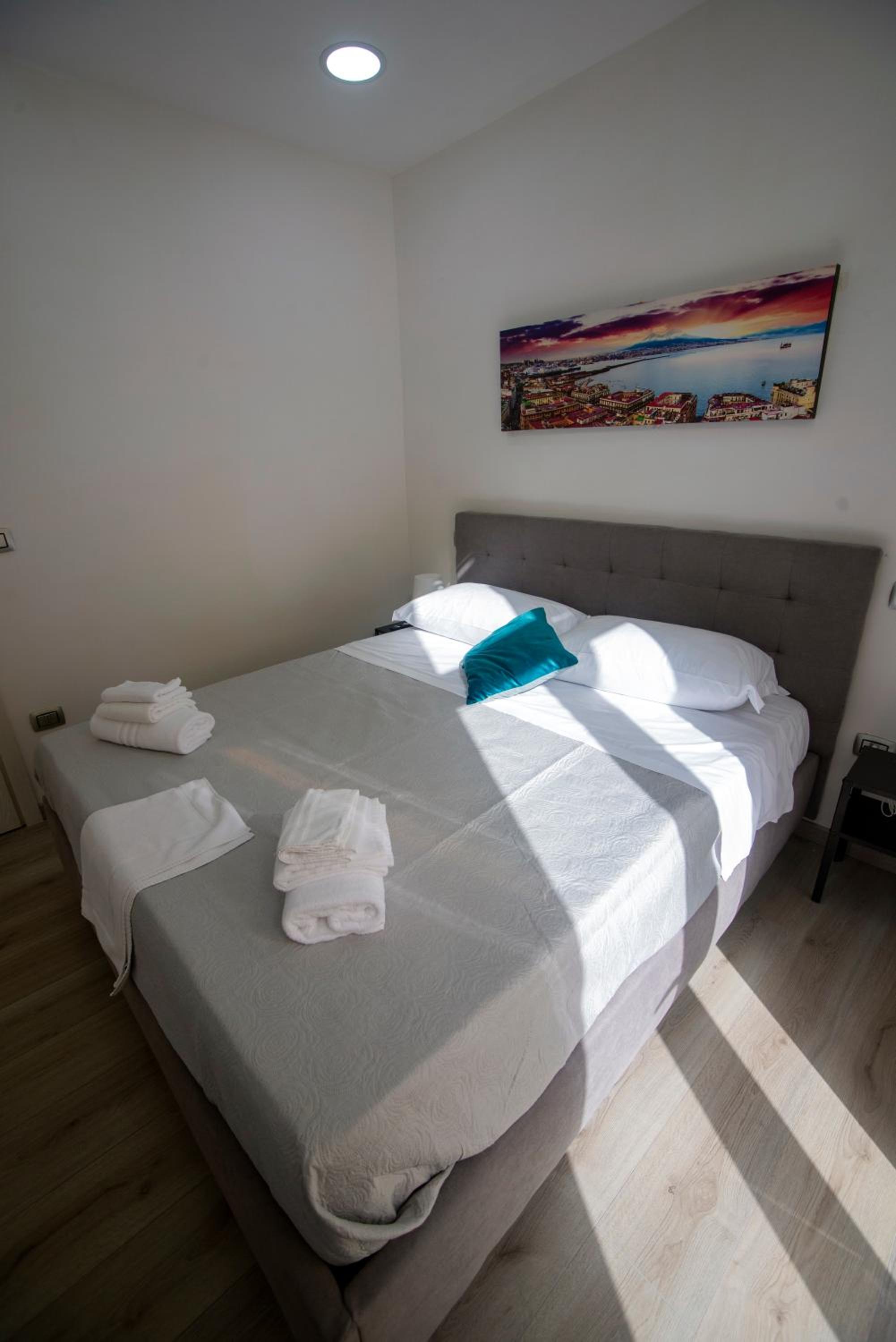 NA City Rooms