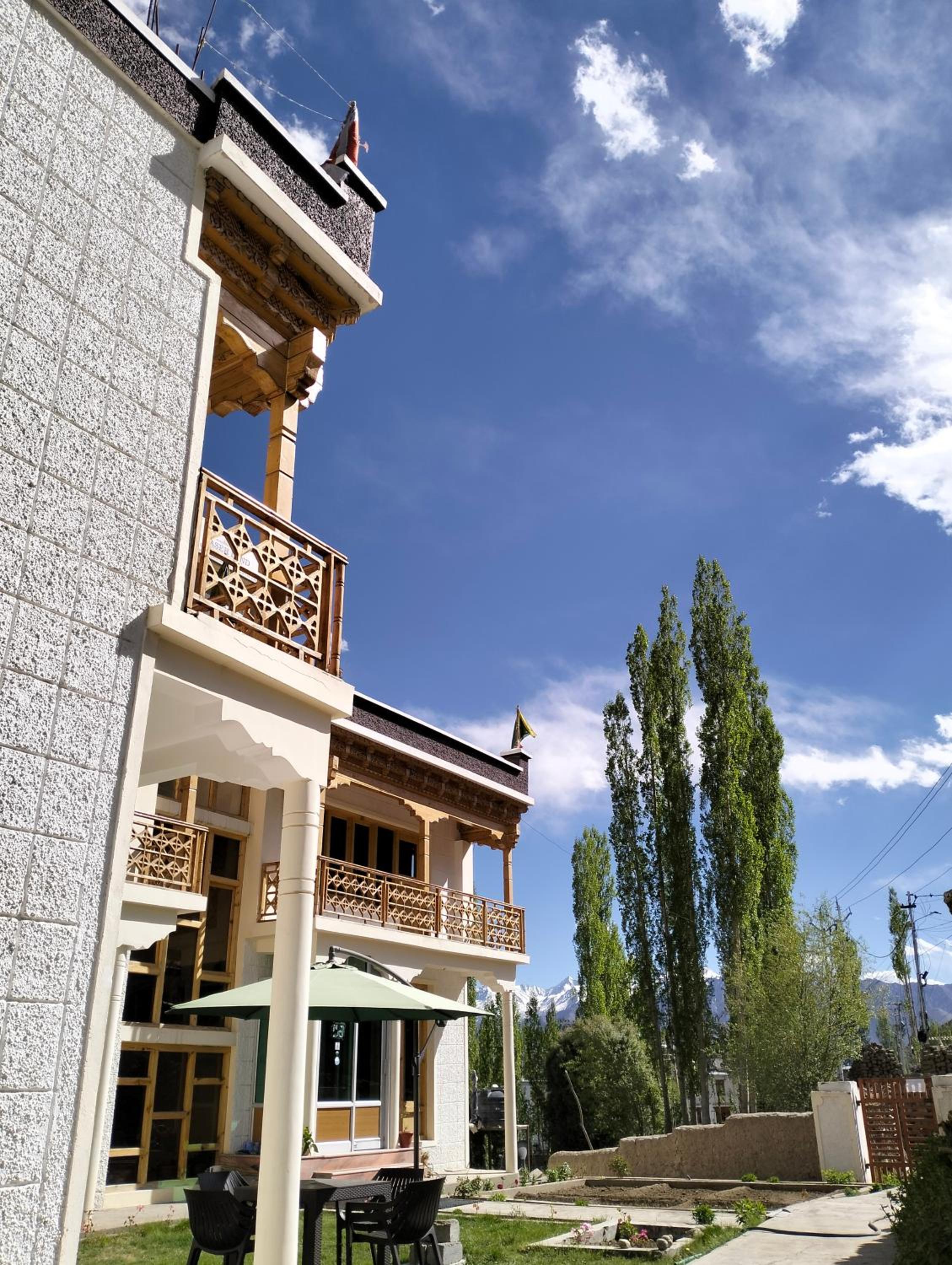 Paser Land Guest House view 3