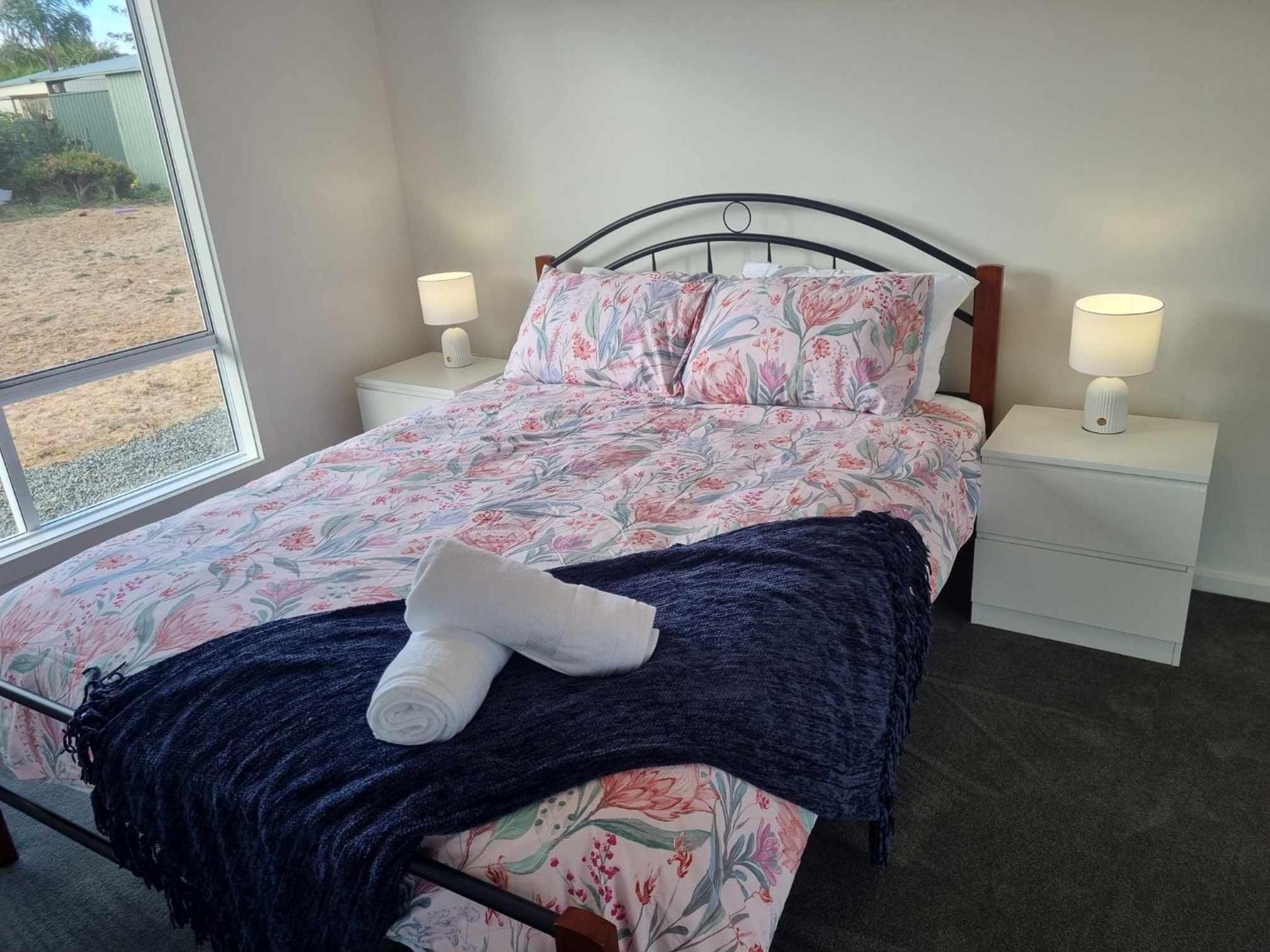 Banksia Lakeview Retreat
