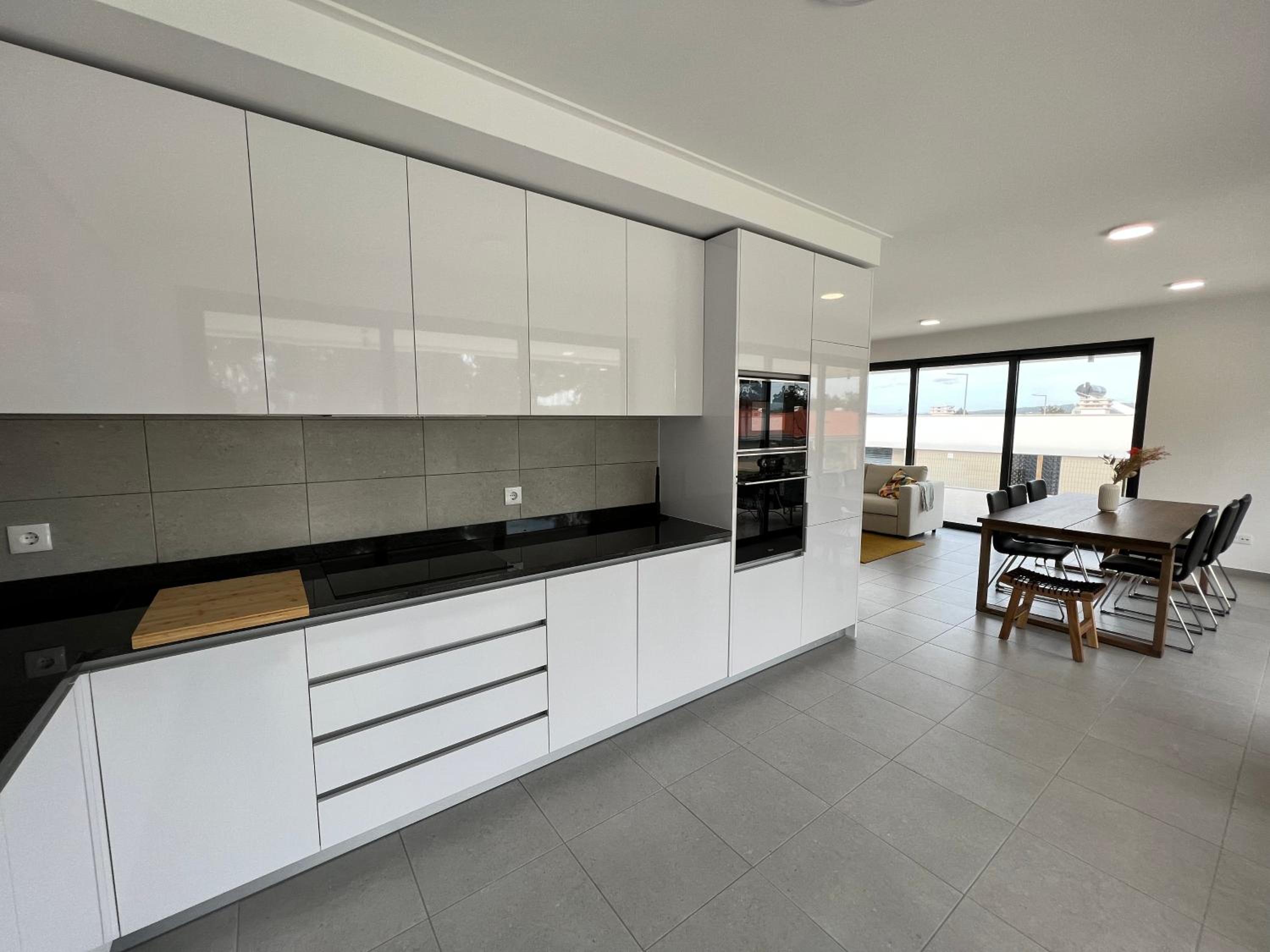 Single-story villa with private pool in Salir do Porto view 5