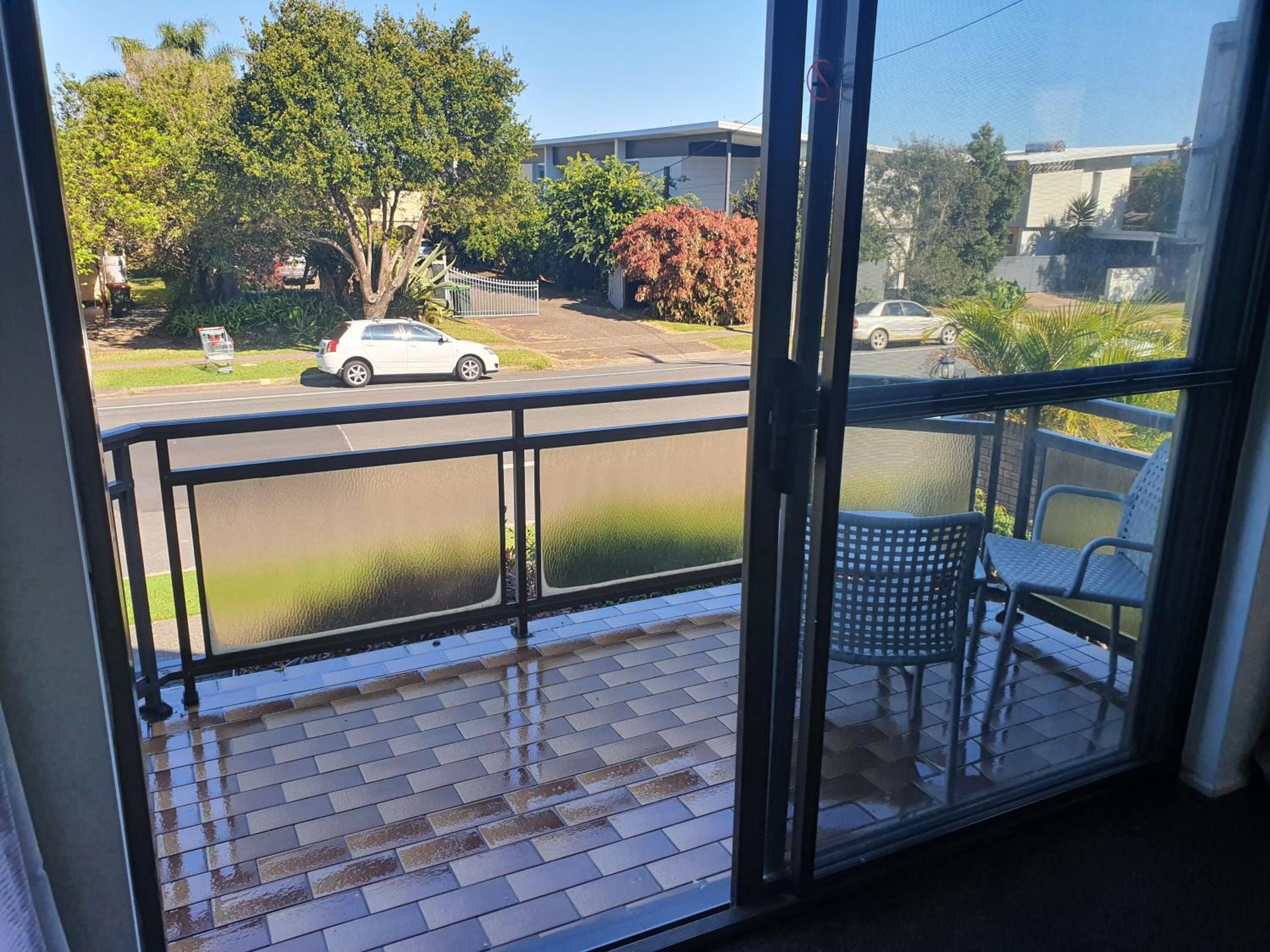 Coastal Bay Motel