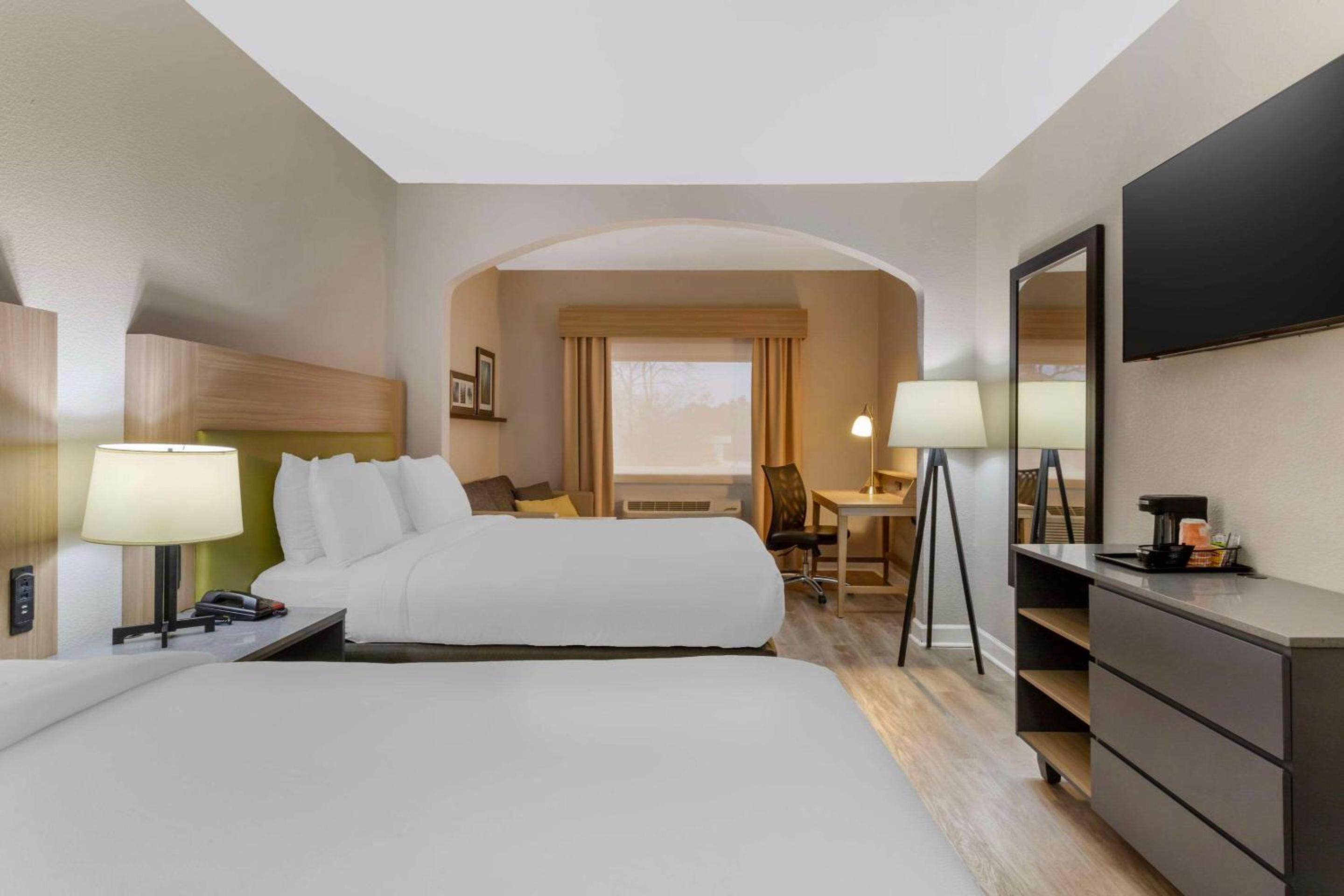 Comfort Suites Shenandoah-The Woodlands