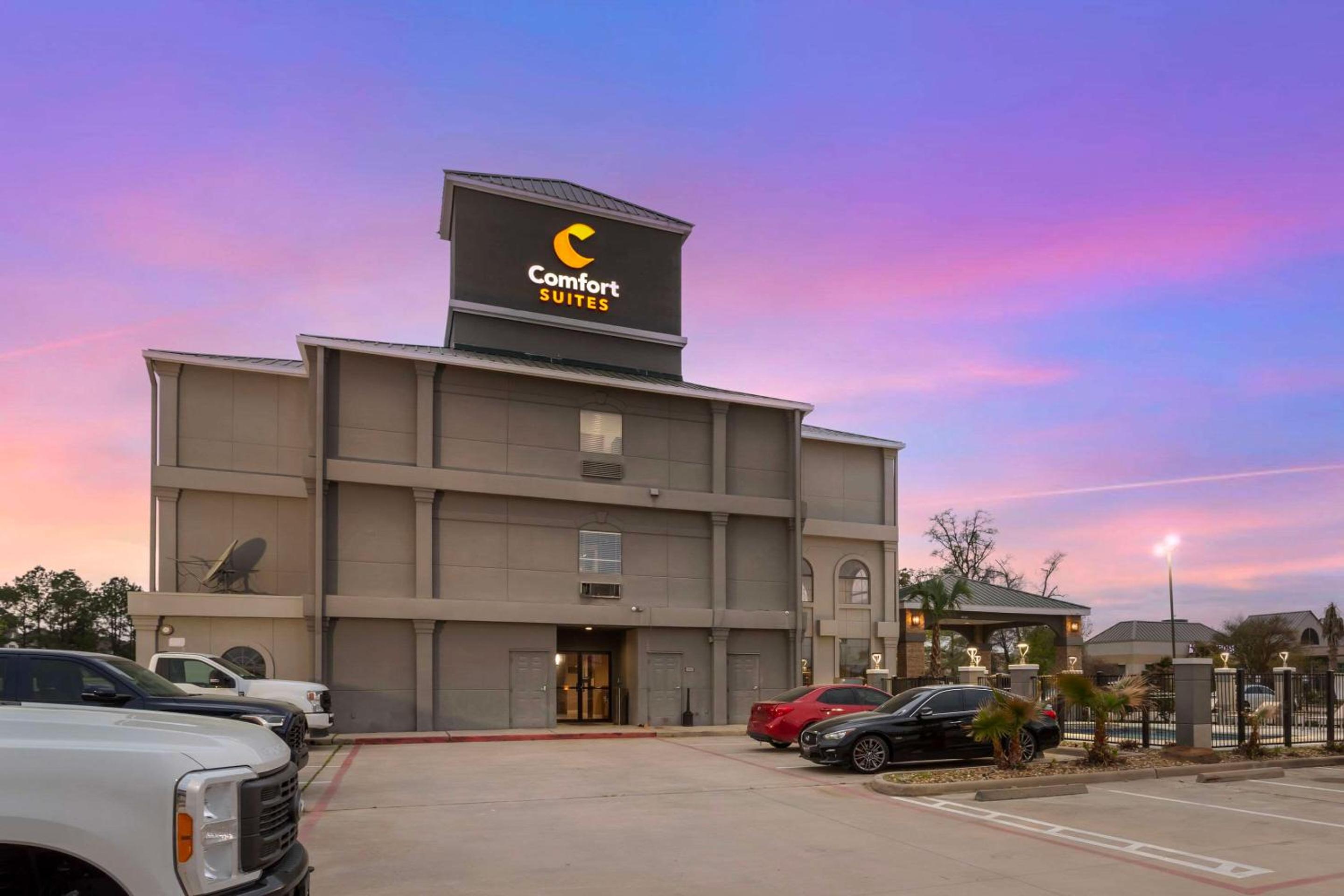 Comfort Suites Shenandoah-The Woodlands