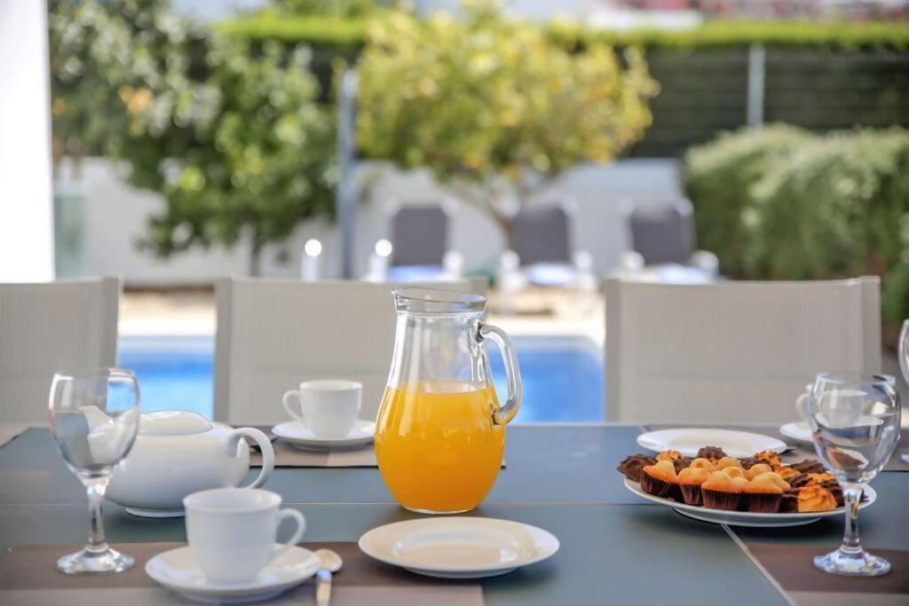 Lux 5BR Private Pool Villa in the Marina Albufeira view 4