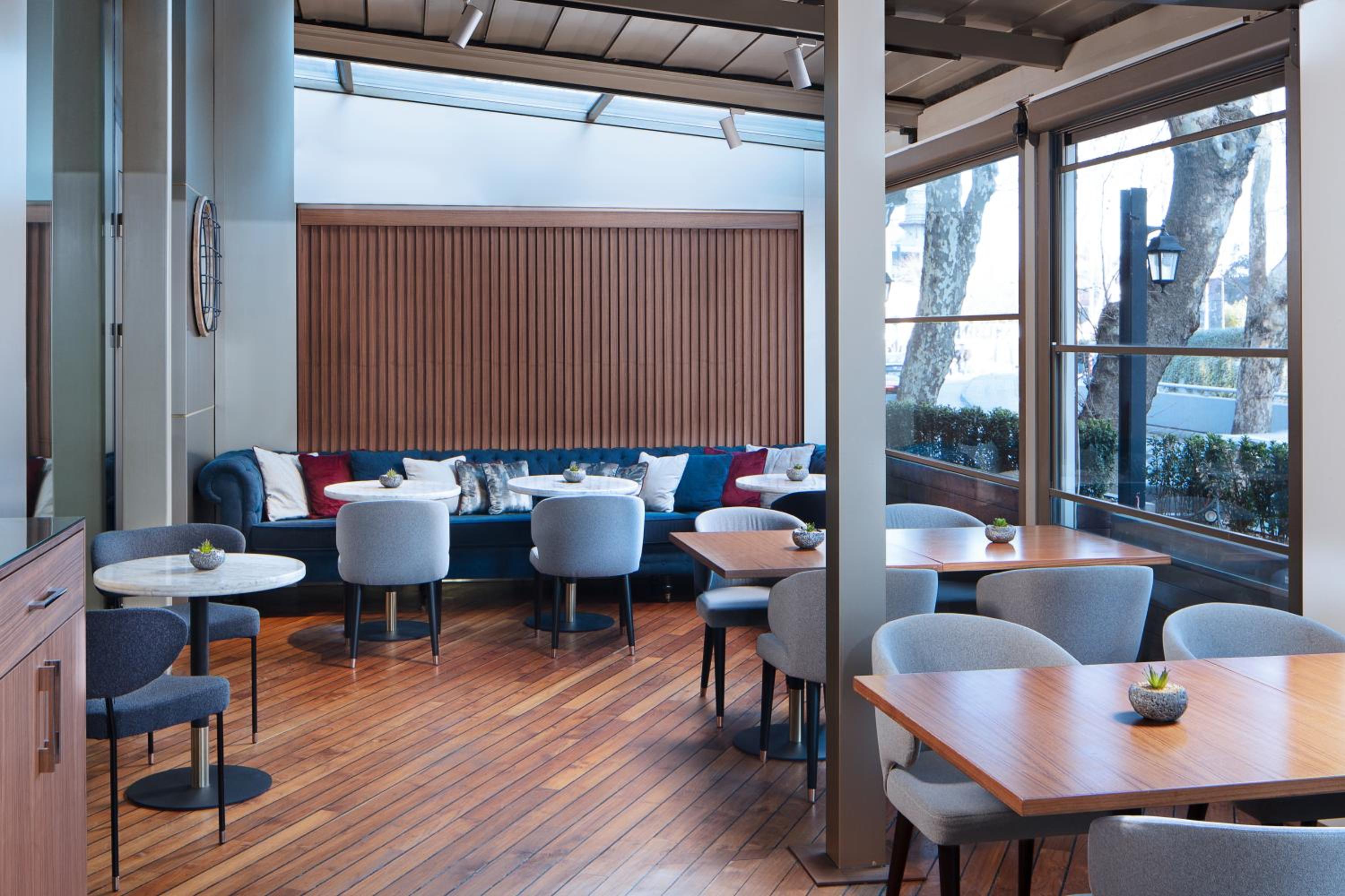 Delta Hotels by Marriott İstanbul Levent - Image 7