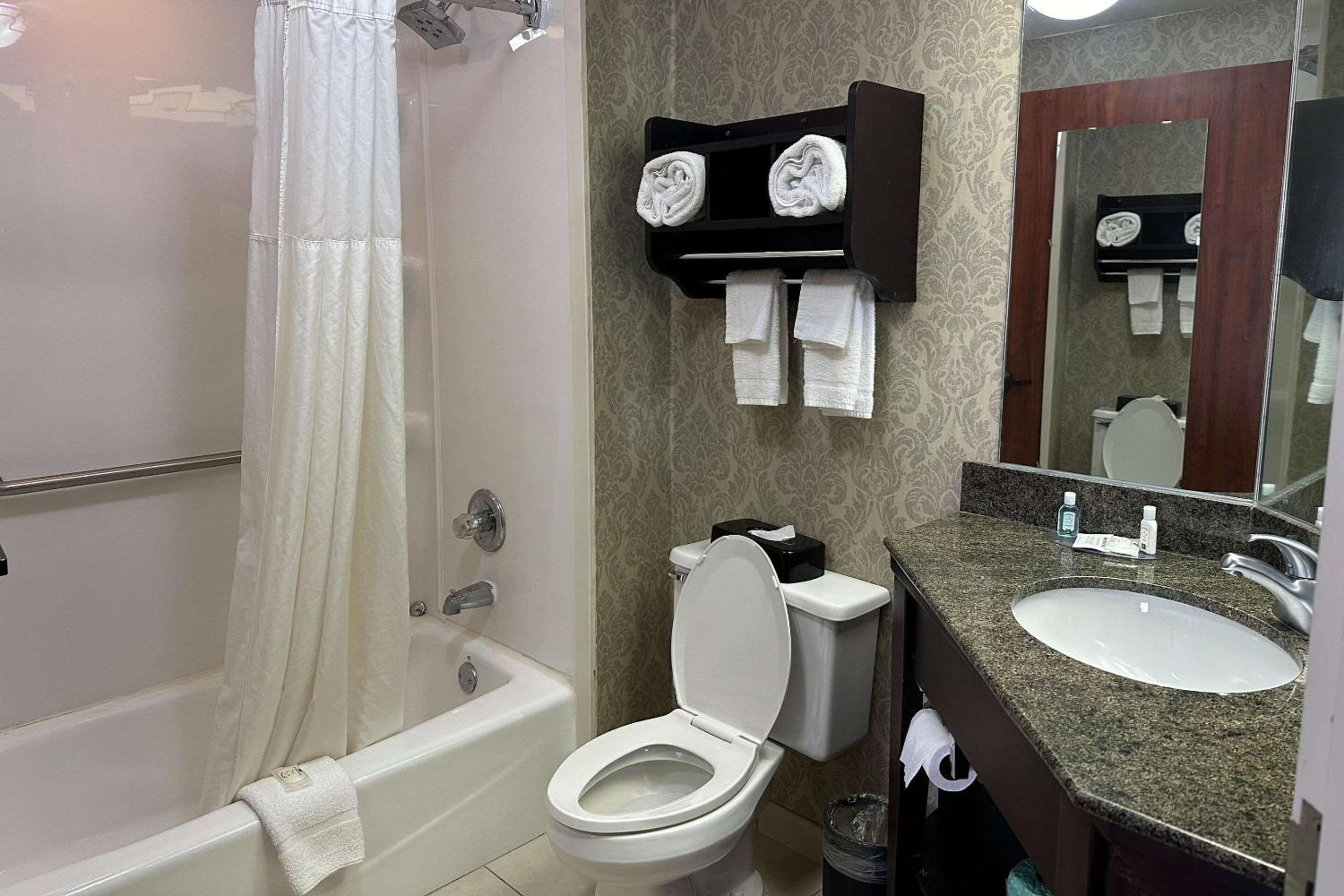 Quality Inn - Norman near University view 5
