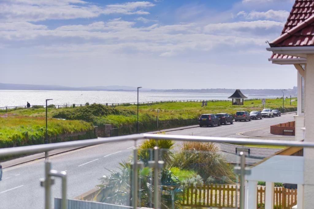 VIEWPOINT 2 by BOURNECOAST - A Clifftop Apartment with PANORAMIC Sea Views and Balcony - FM6182 view 2