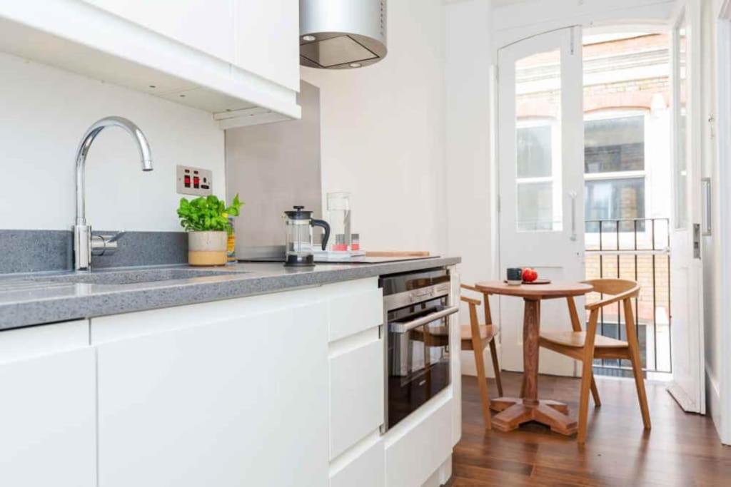 St Pauls - Gorgeous Studio 2 People