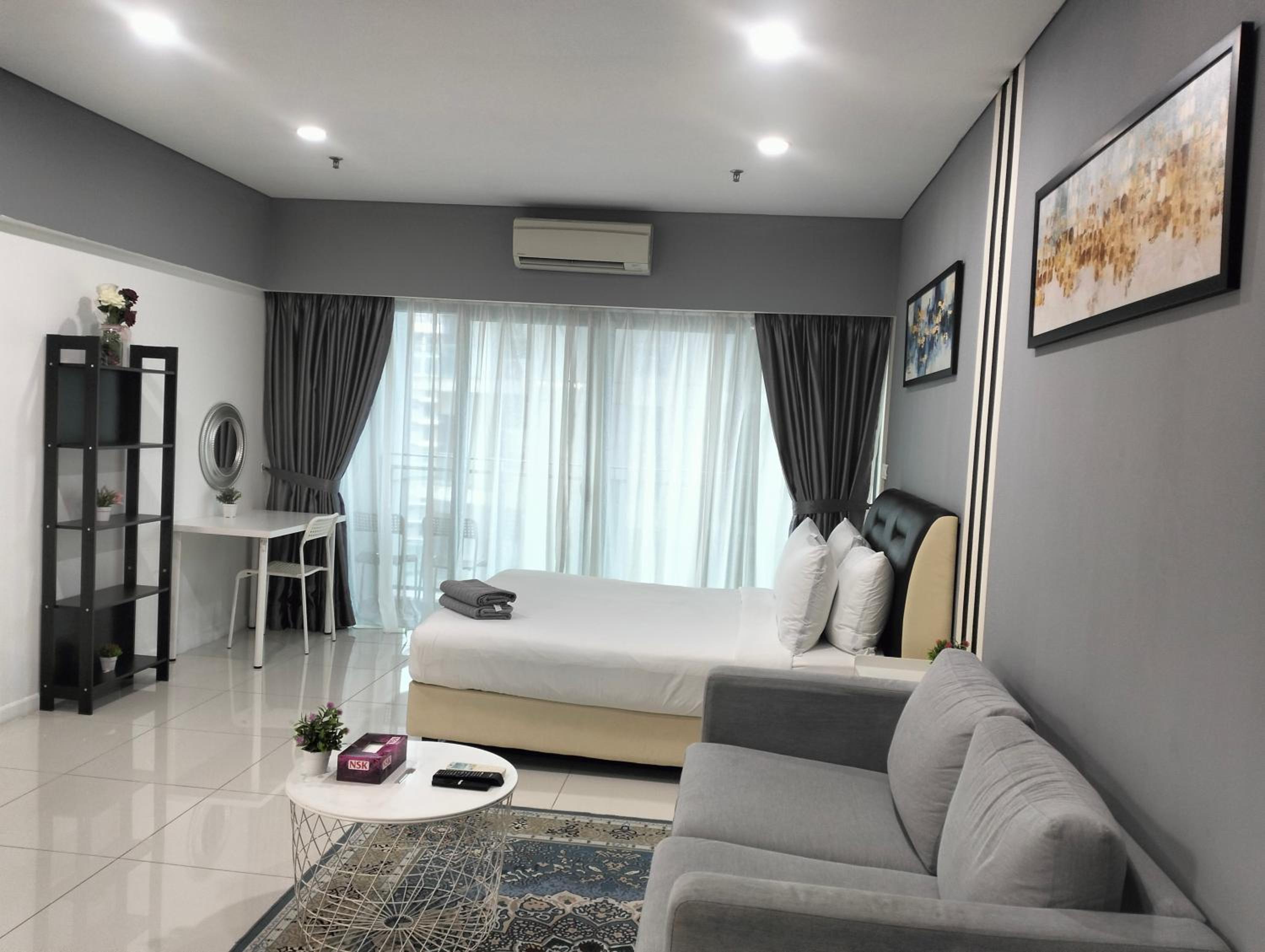 Mercu Summer Suites Klcc by Luxe Residence