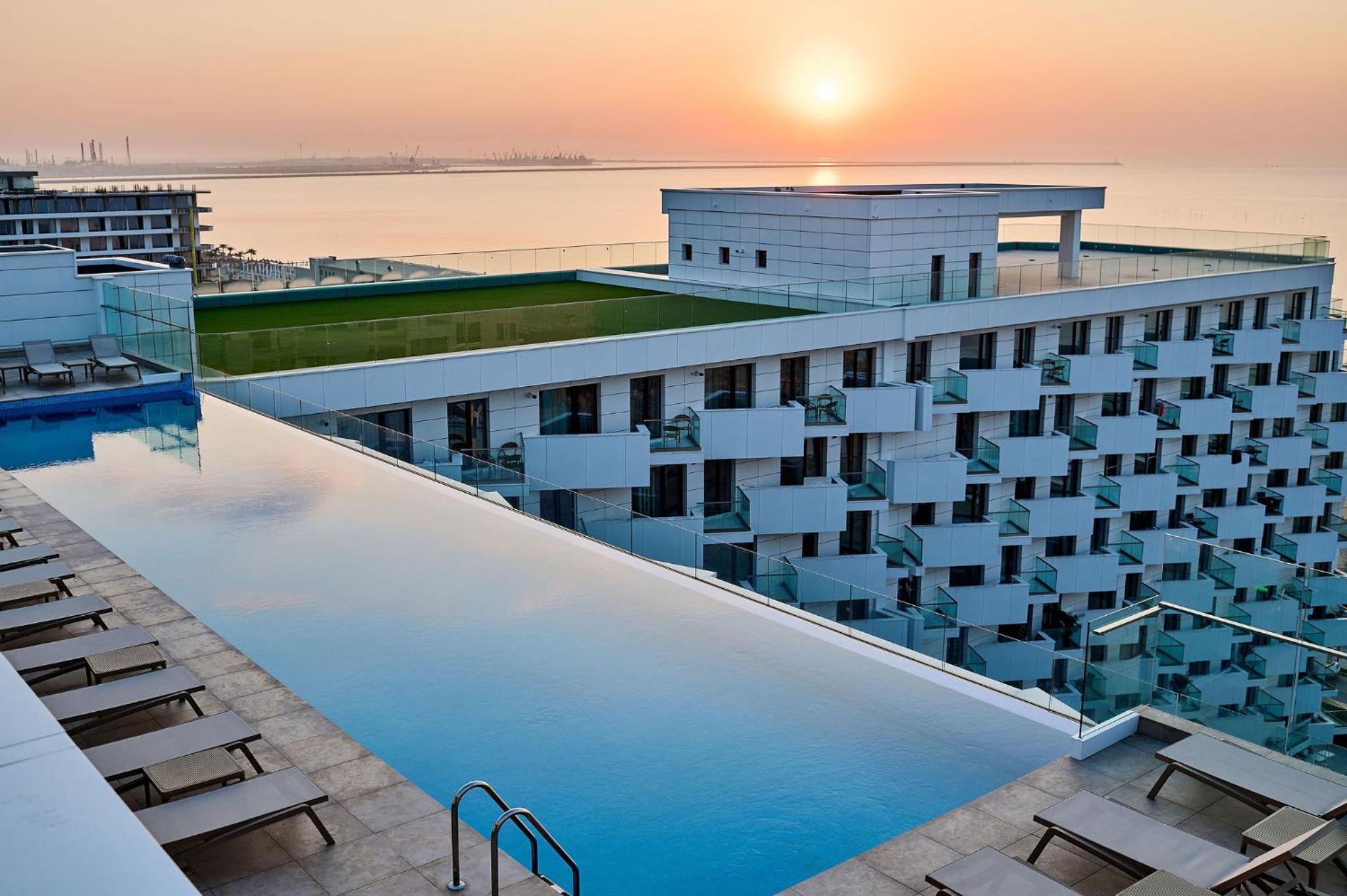 Emerald Gems Apartment in Infinity Beach Resort view 5