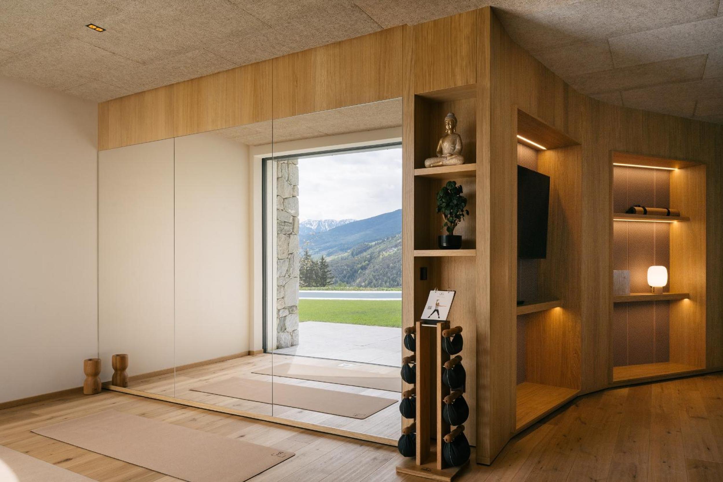 ANTON Nature Hideaway