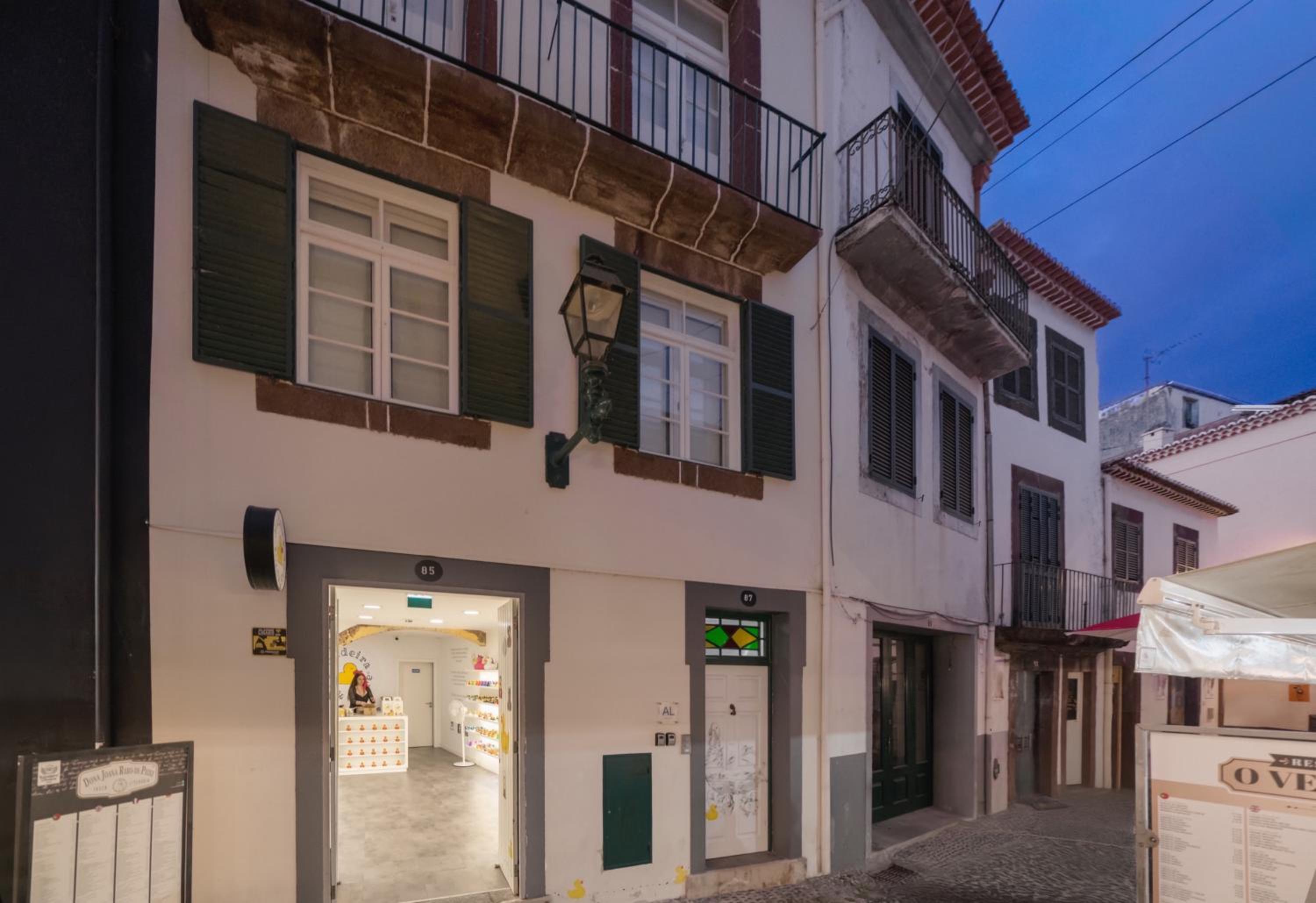 OurMadeira - Heart of Old Town Apartments