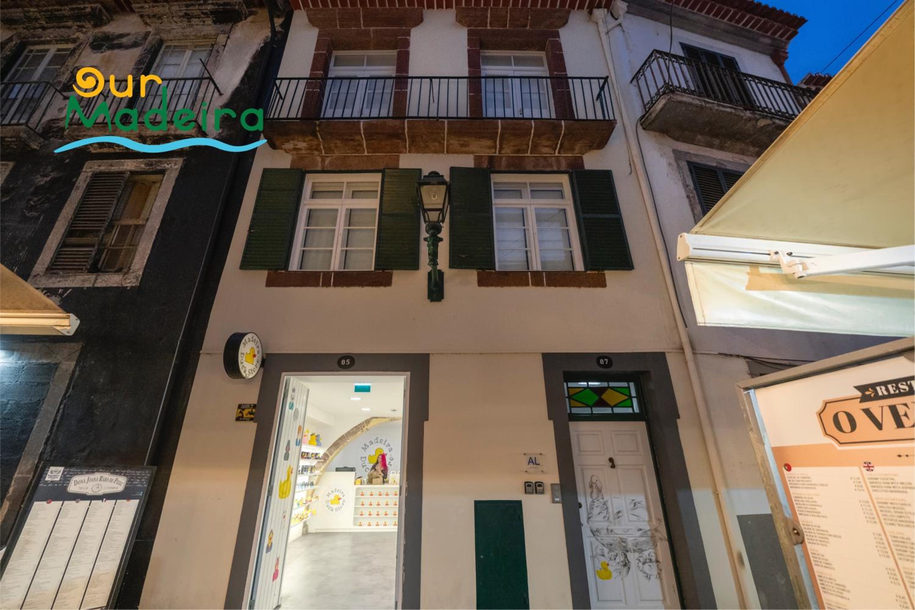 OurMadeira - Heart of Old Town Apartments