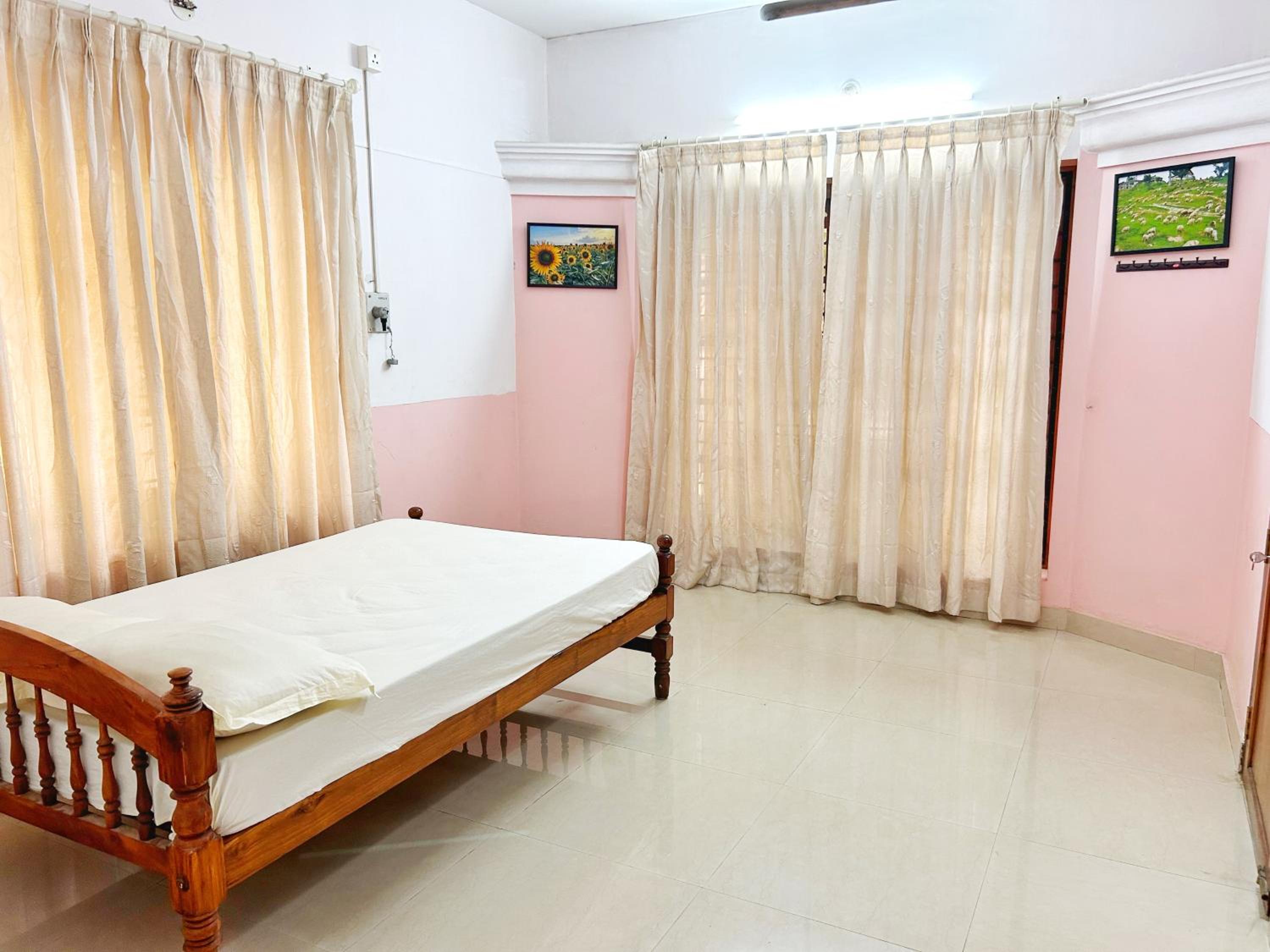 La Casa Trivandrum 4 BHK AC Luxury Villa at City Centre, Just 5 kms from Airport & 3 Kms to Trivandrum Railway Station view 3