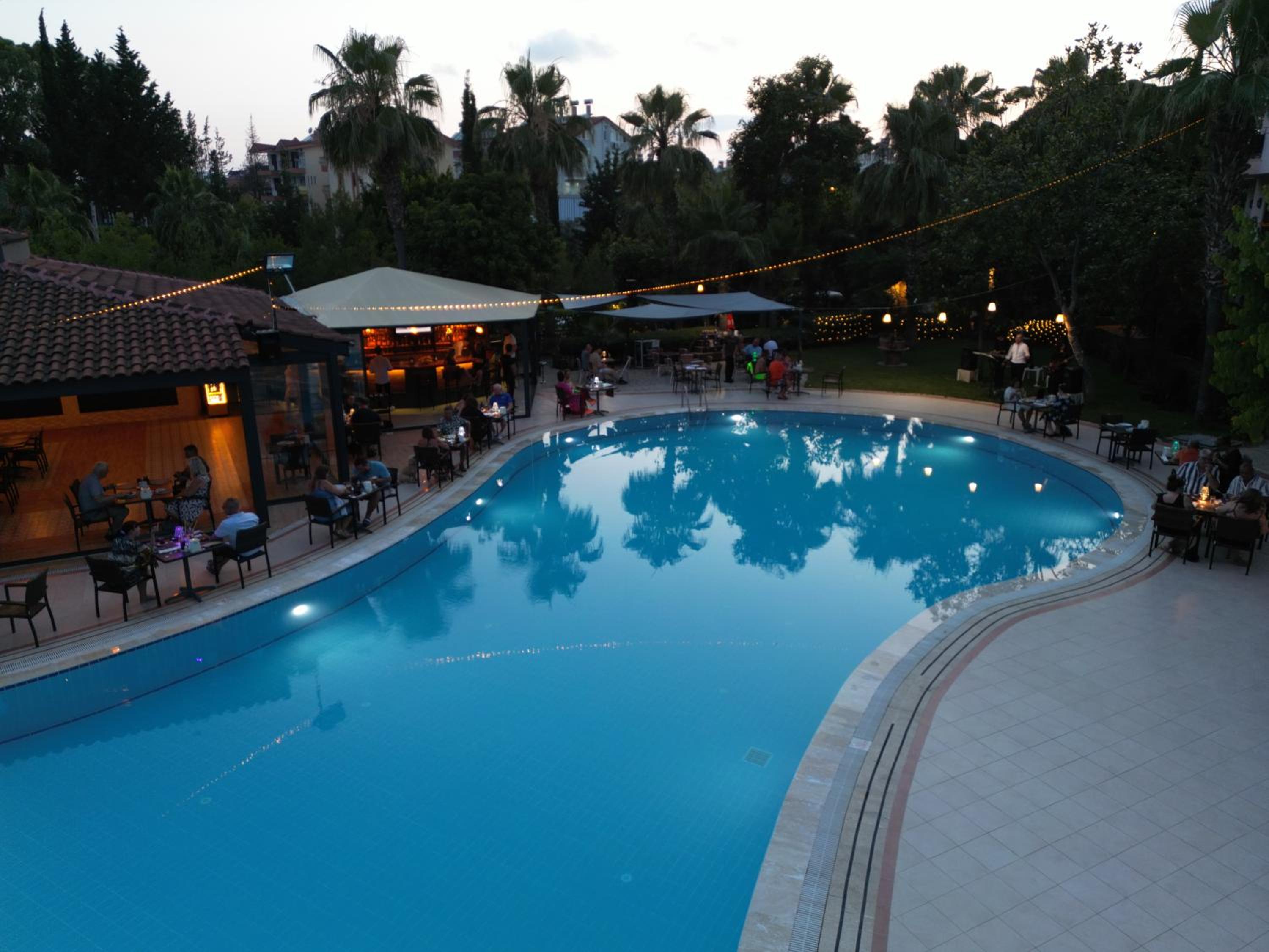 Side Vacations - LEMAS SUITE HOTEL - Property Image 12
