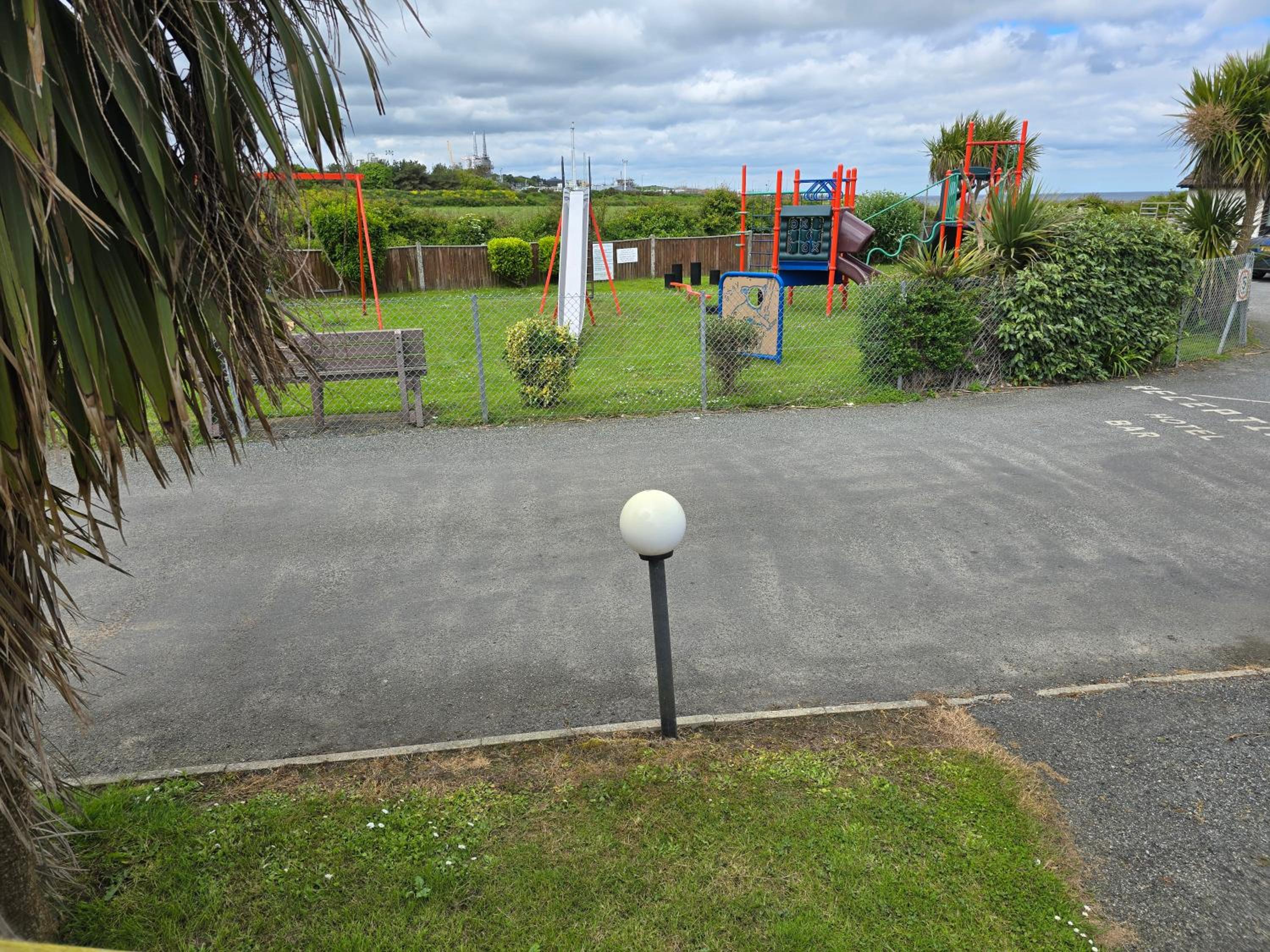 Photo 28