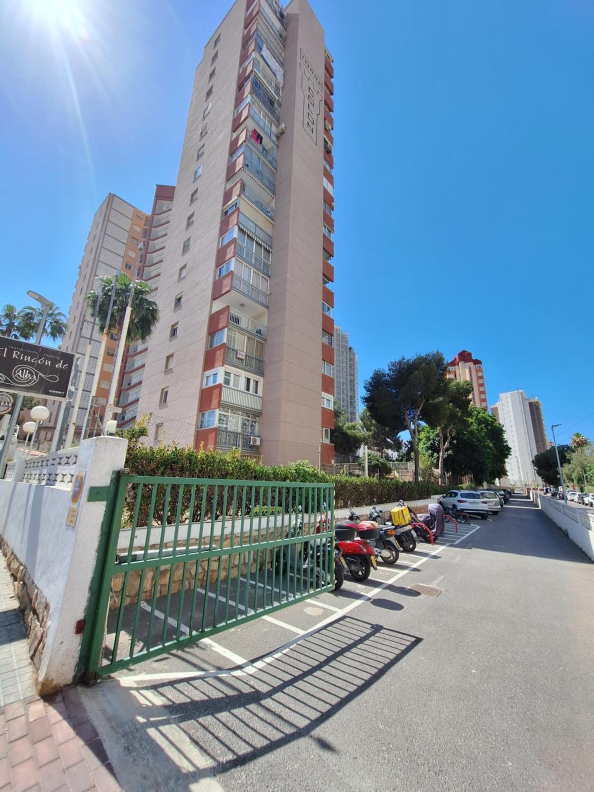 Beautiful 2 Bedrooms Aparatament