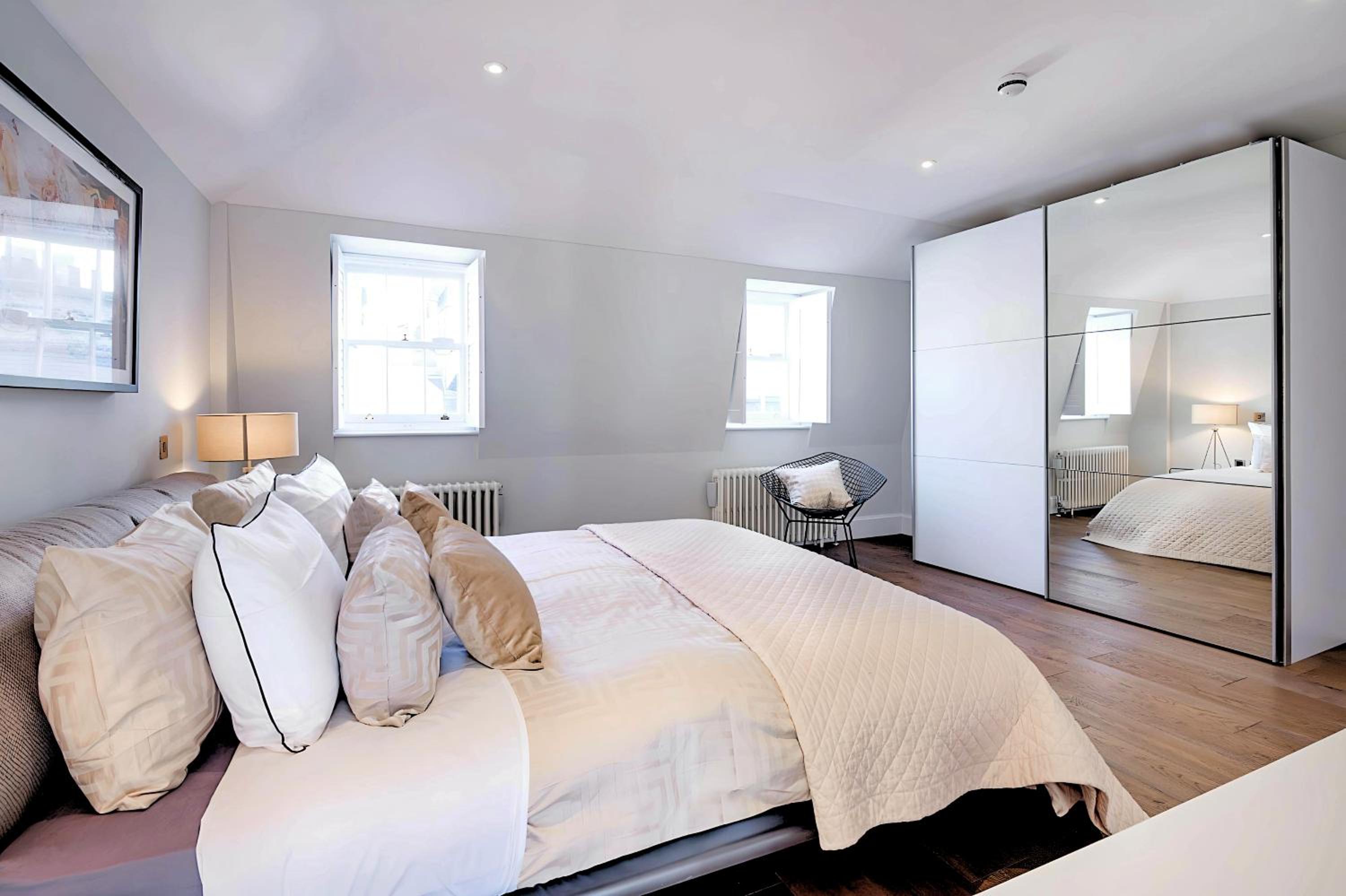 Welcome London - Trafalgar Townhouse
