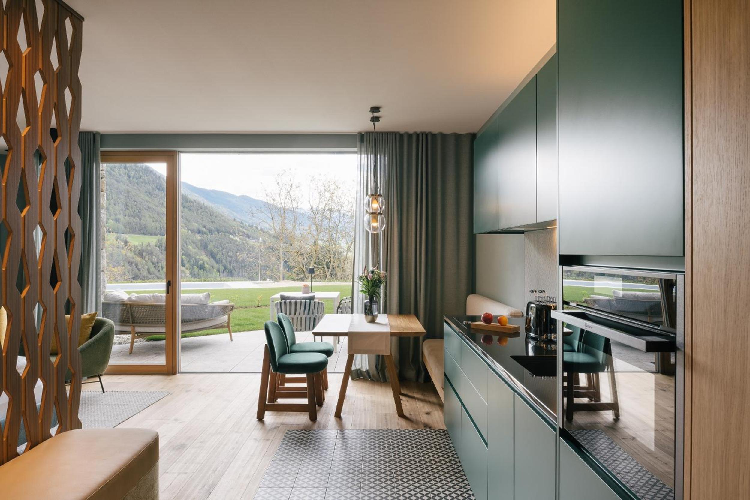ANTON Nature Hideaway