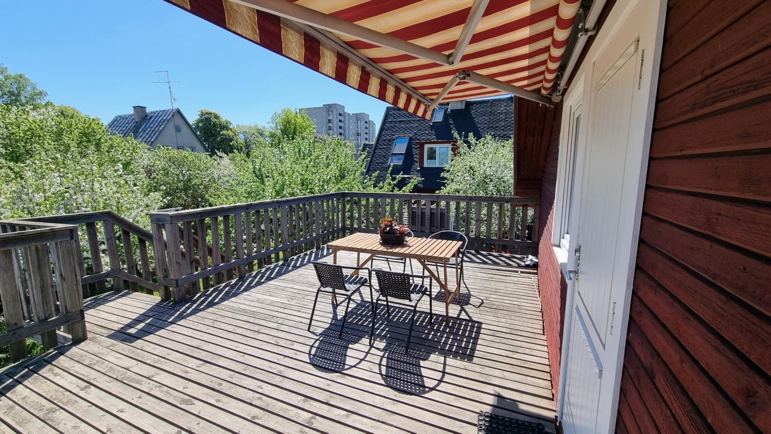 Garden view apartment