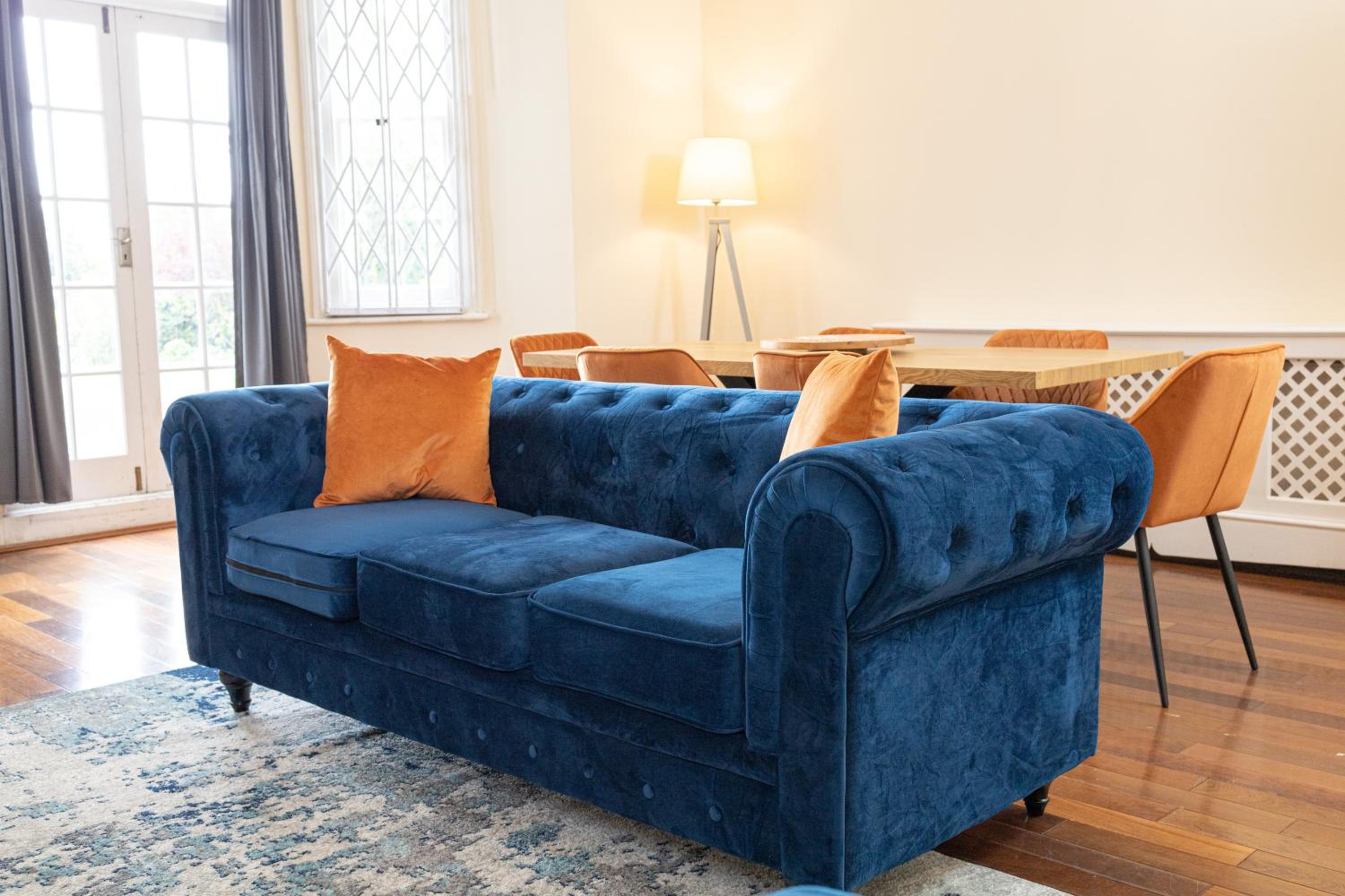 Large Putney Oasis 3-Bed with Garden & Parking