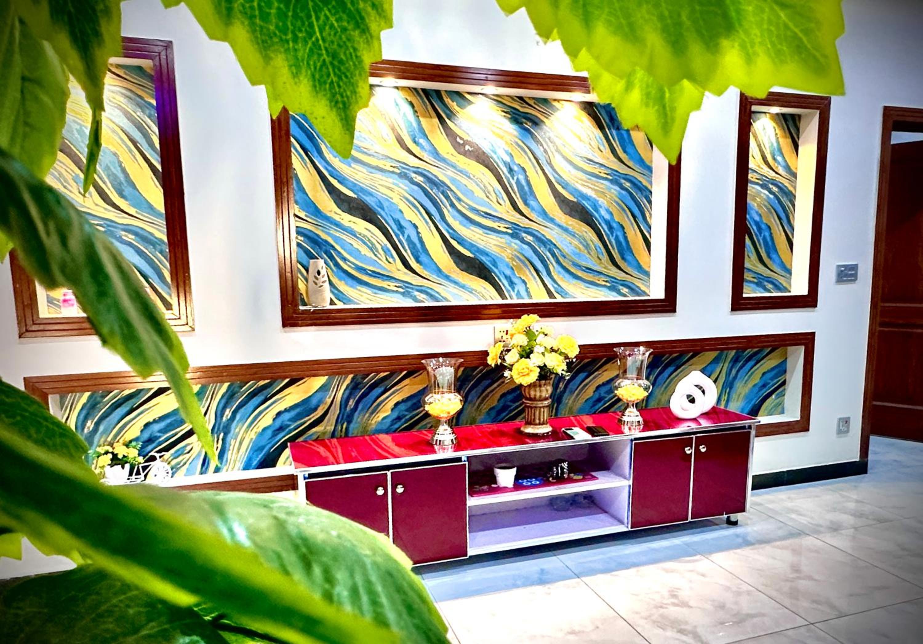 Homely Guest House