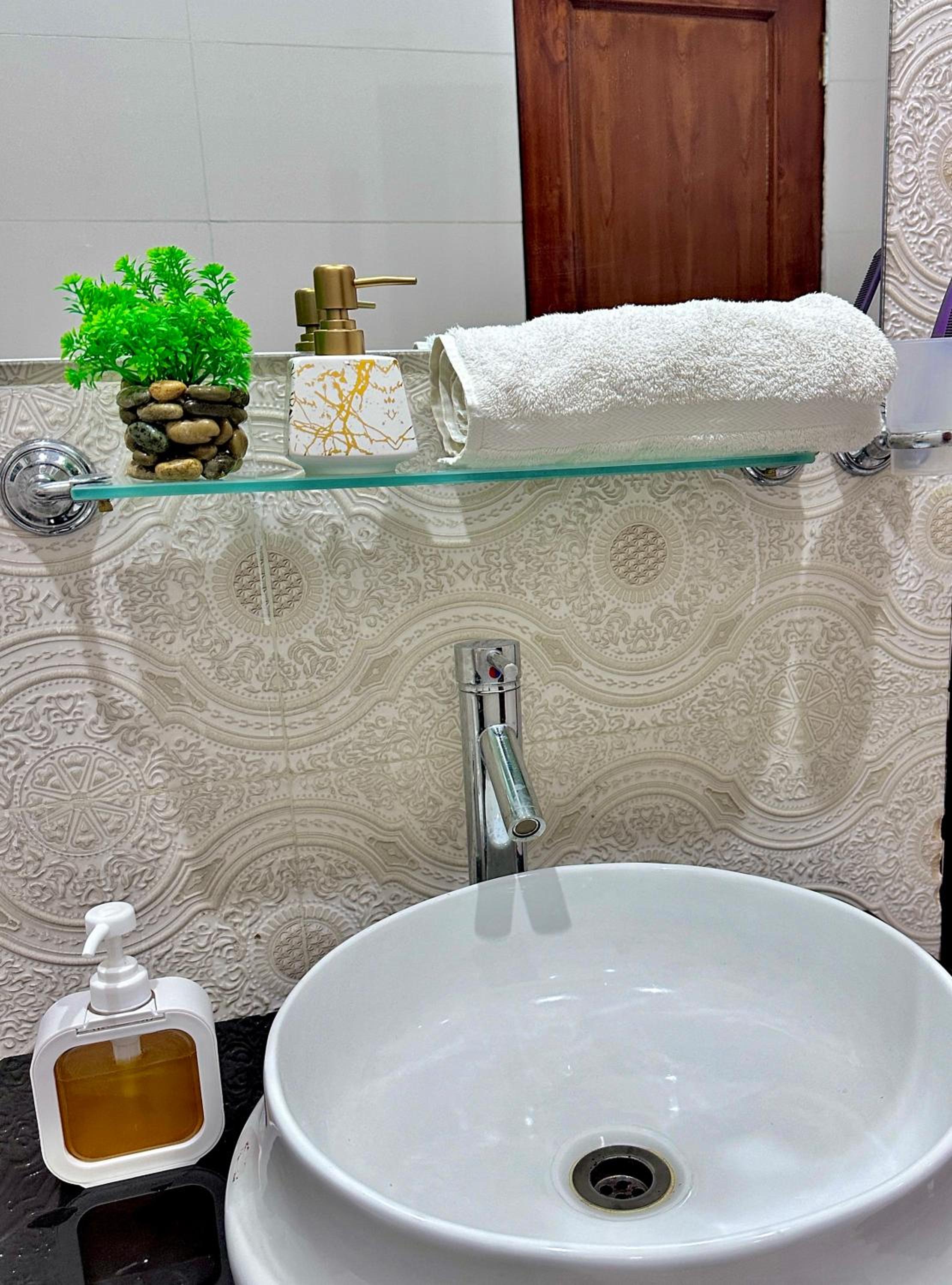 Homely Guest House