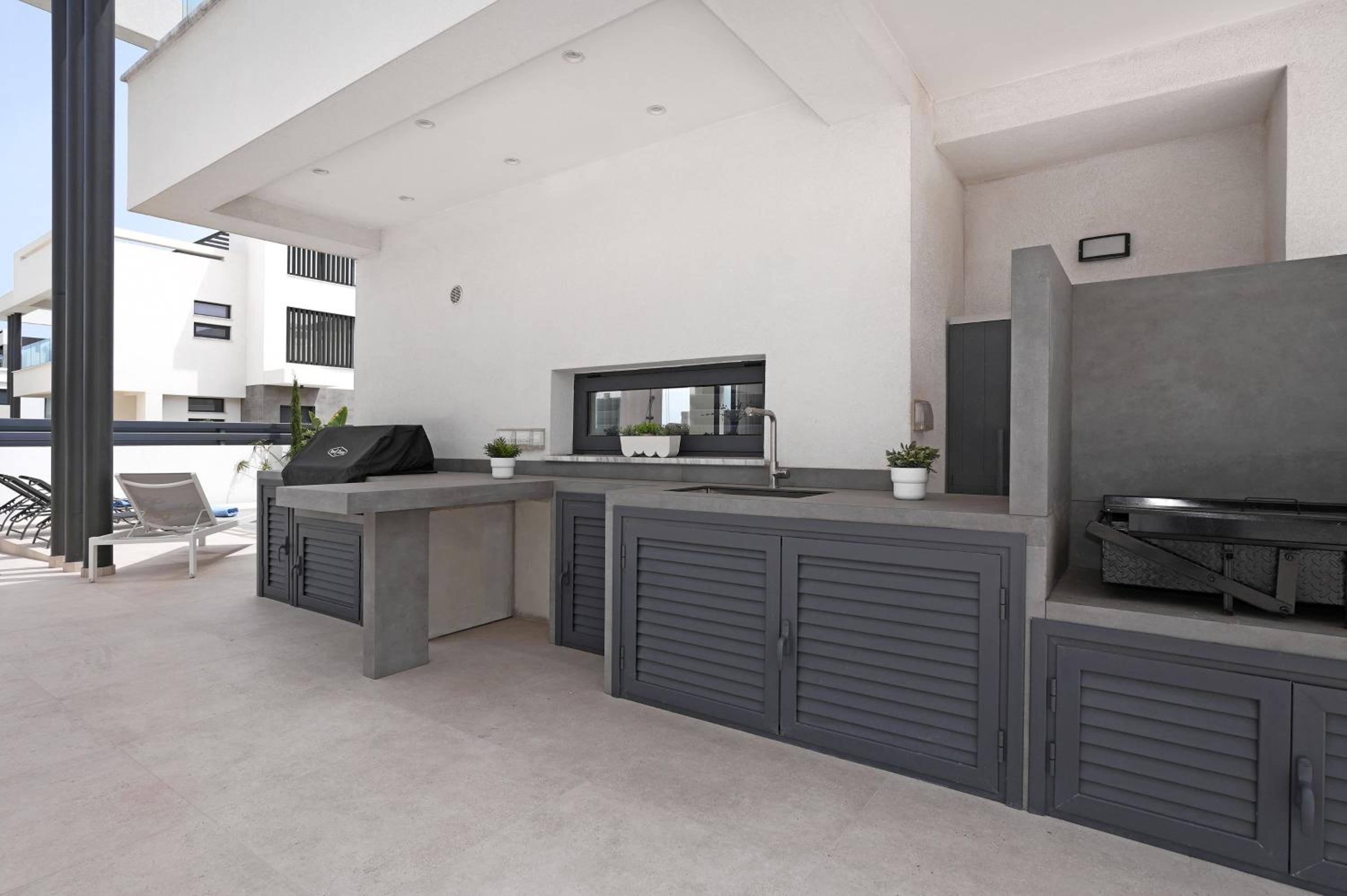 Levanda Platinum - Sunrise Sea View
