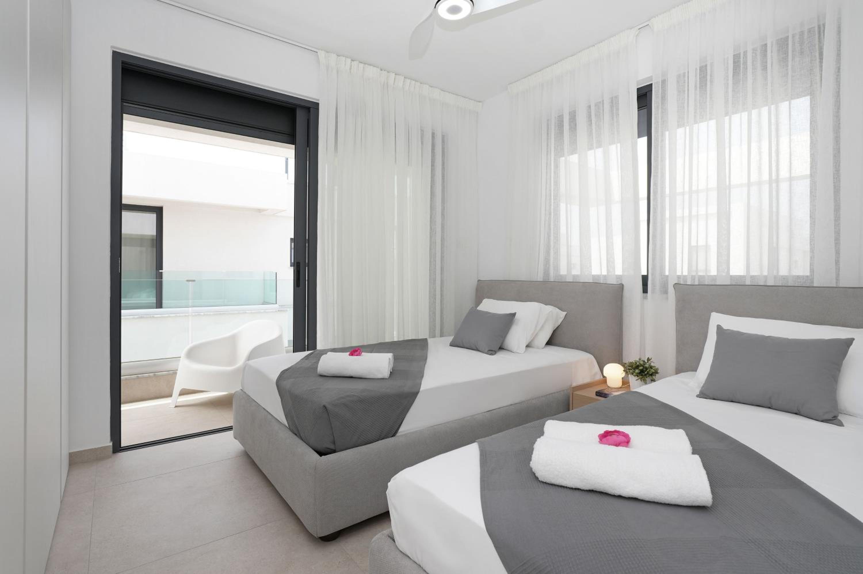 Levanda Platinum - Sunrise Sea View
