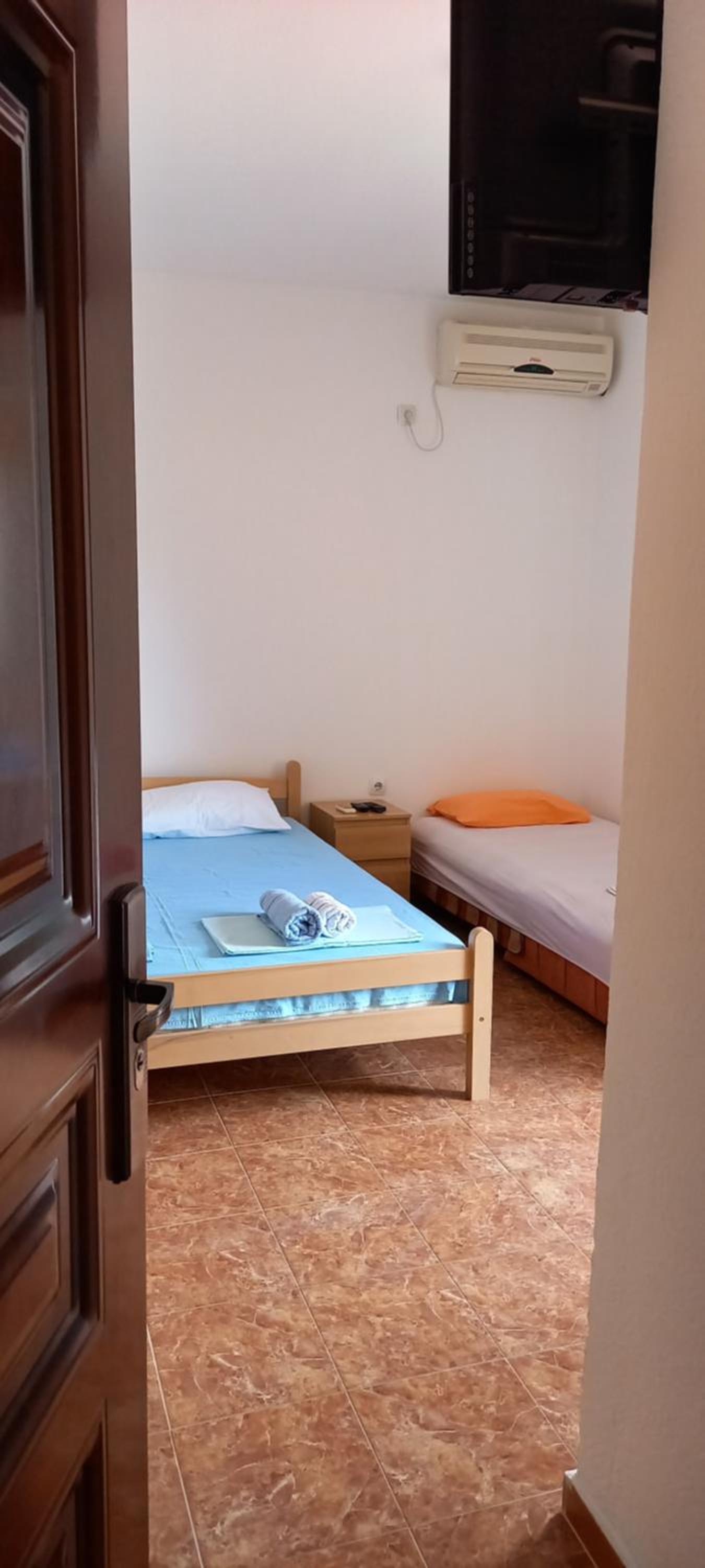 Photo 52