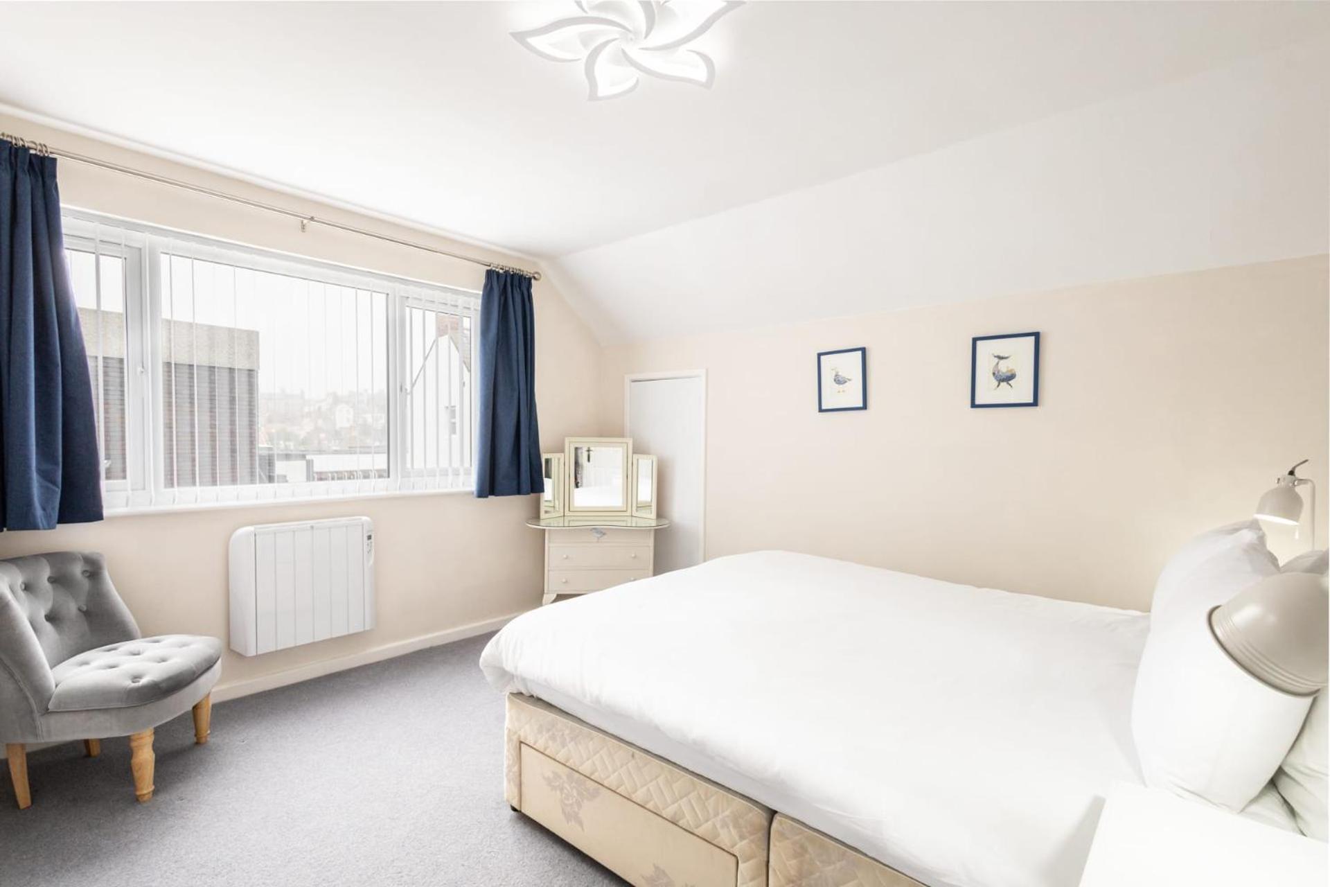 Host & Stay - Farthings view 4