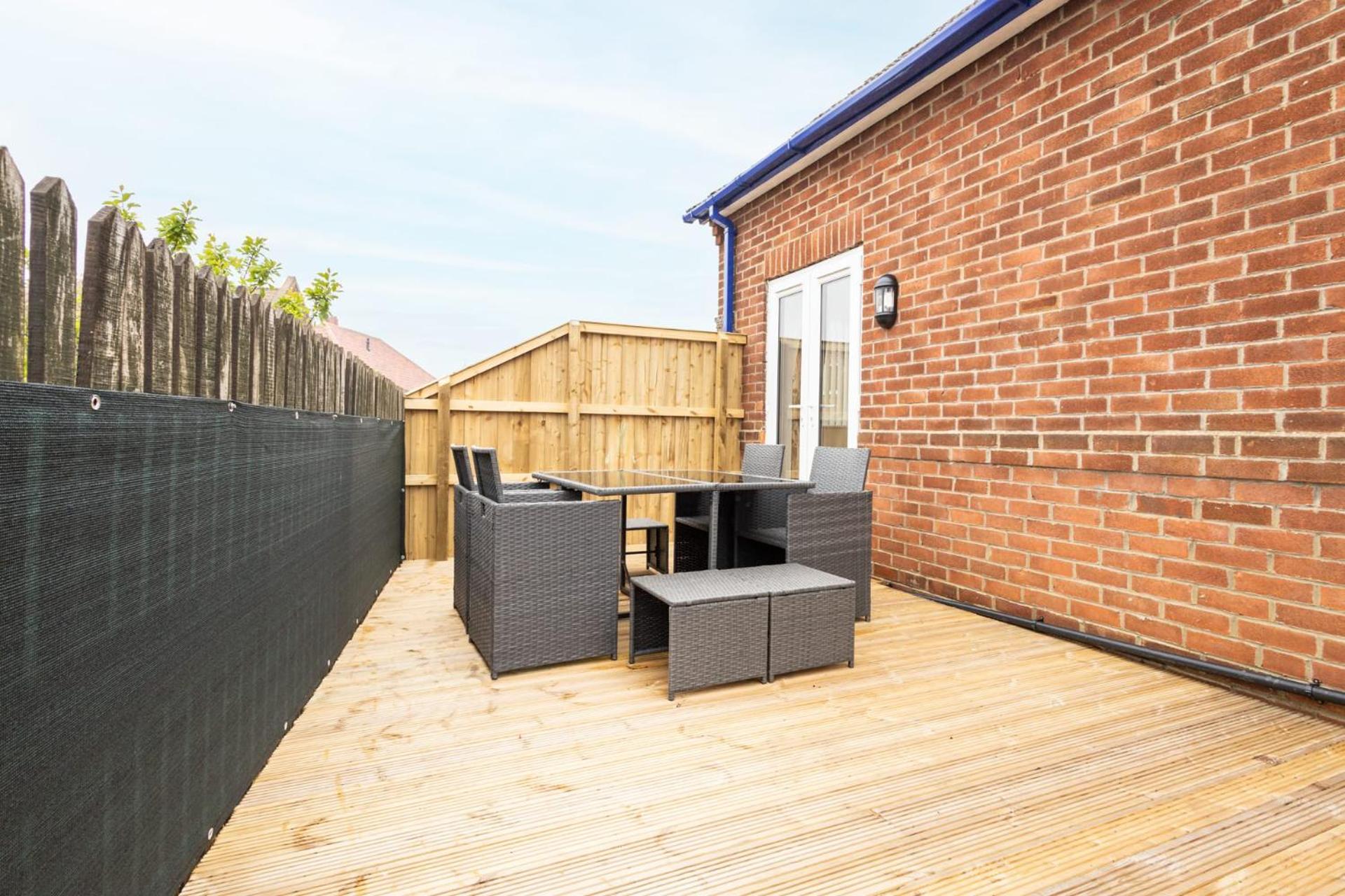 Host & Stay - Farthings view 5