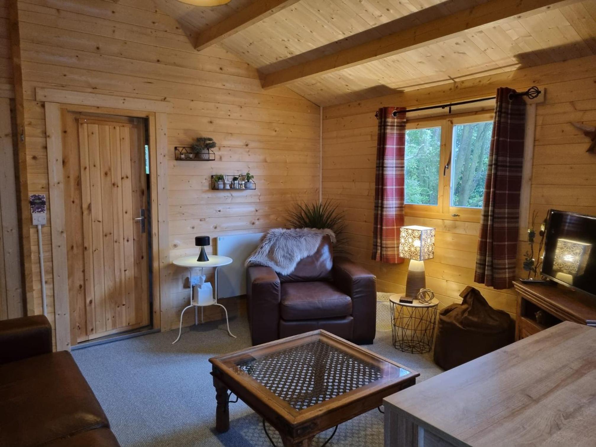 2 bed Lodge near Dunoon on the Shore Front view 4