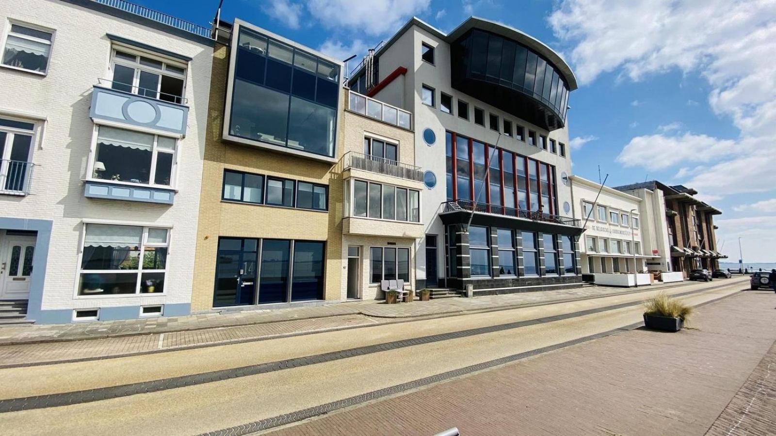 VZ733 Studio Vlissingen view 2