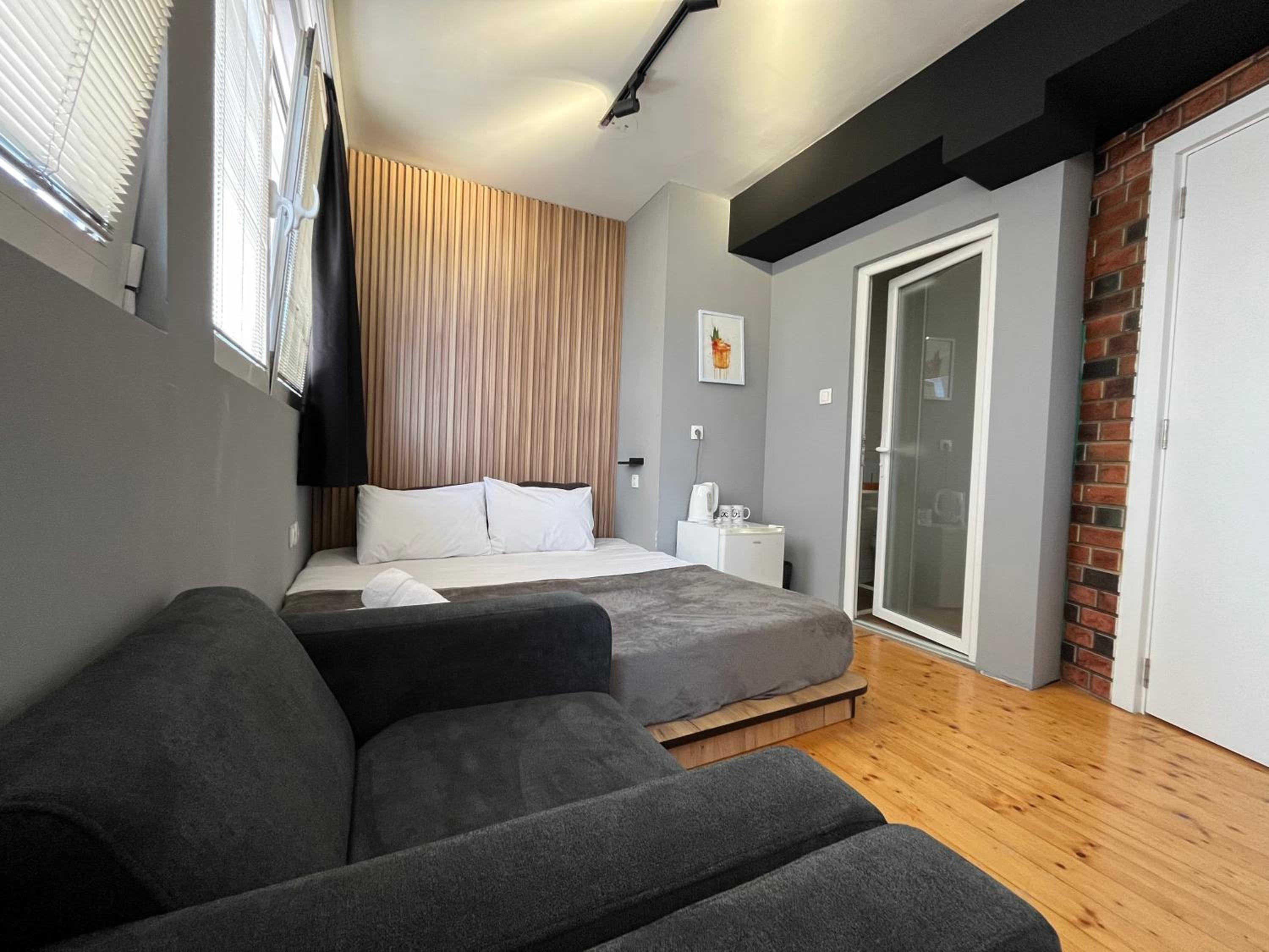 Mickitos Urban Hostel