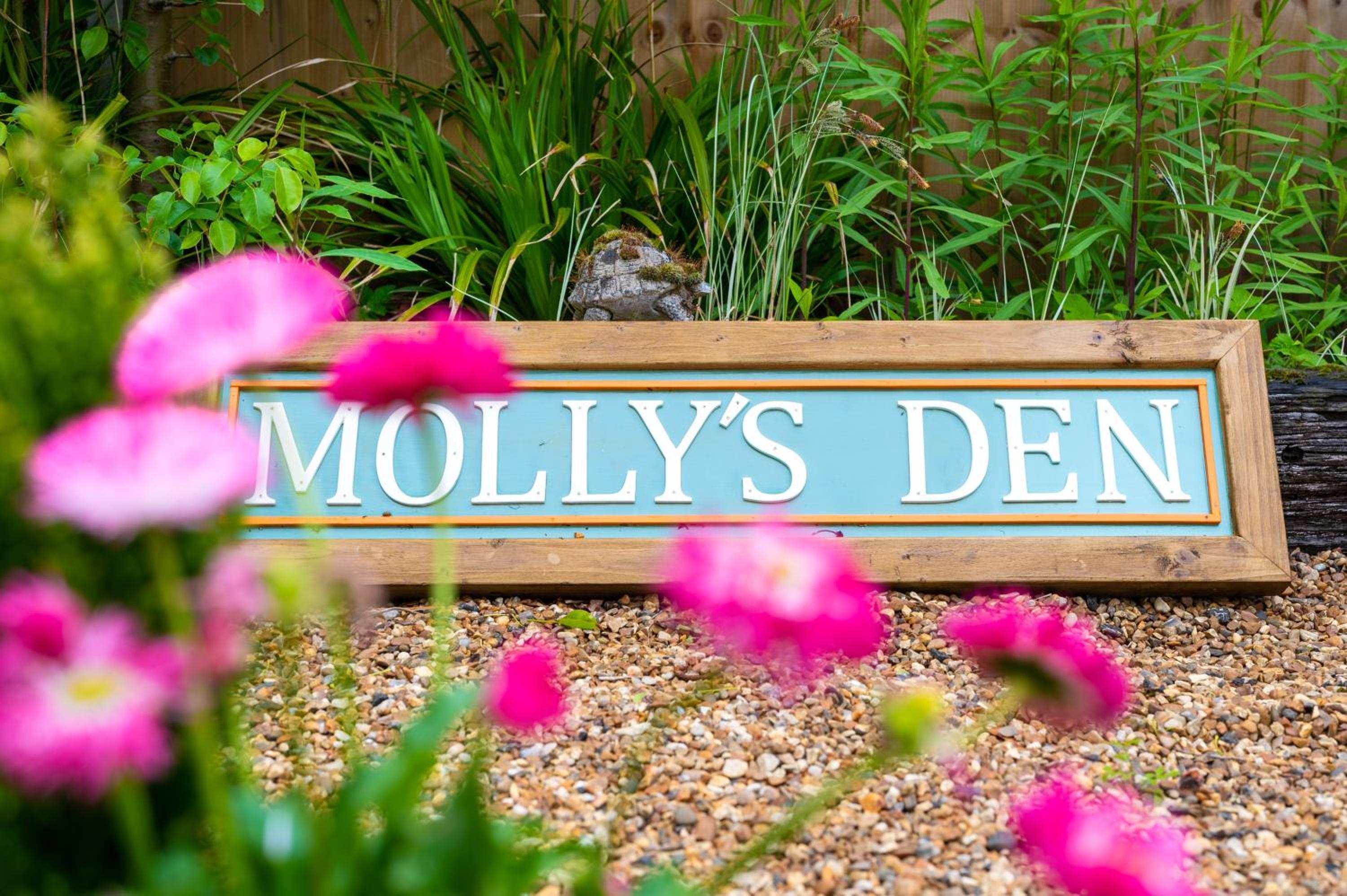 Mollys Den