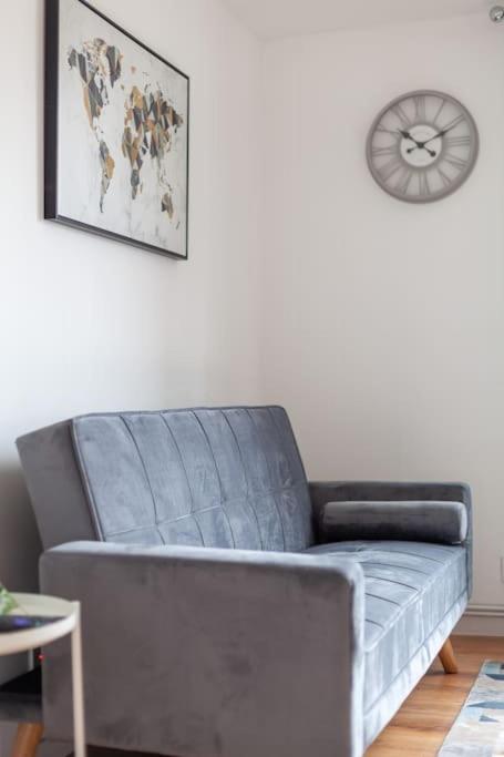 Modern Living In Stylish 3-bed Flat Central London