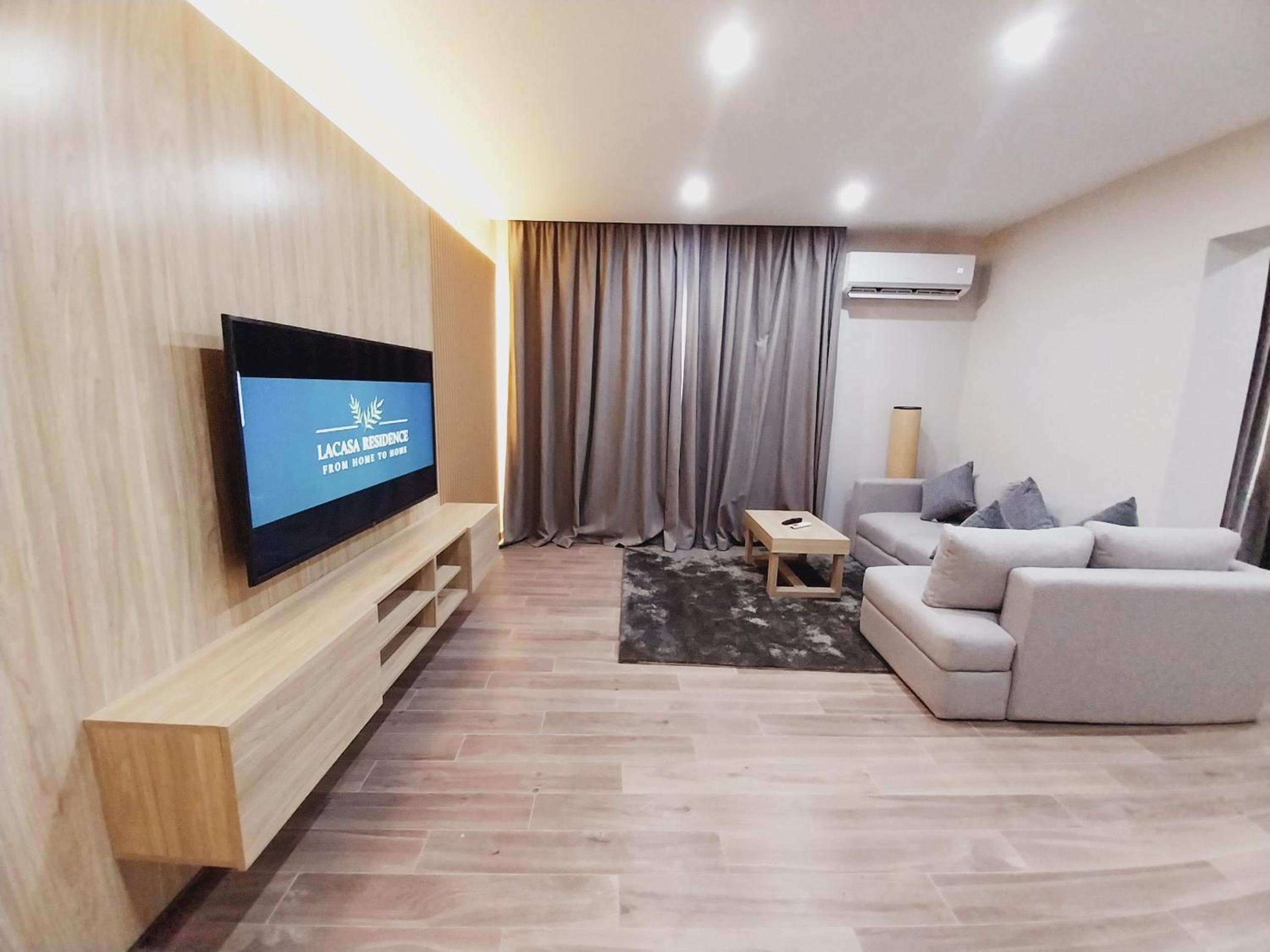 Lacasa Residence
