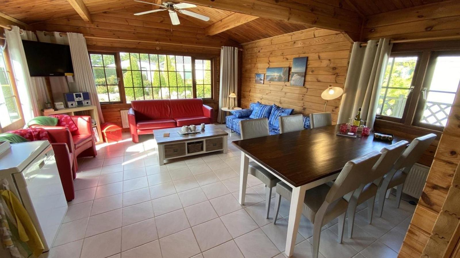 VZ810 Vakantiechalet Sint-Annaland view 5
