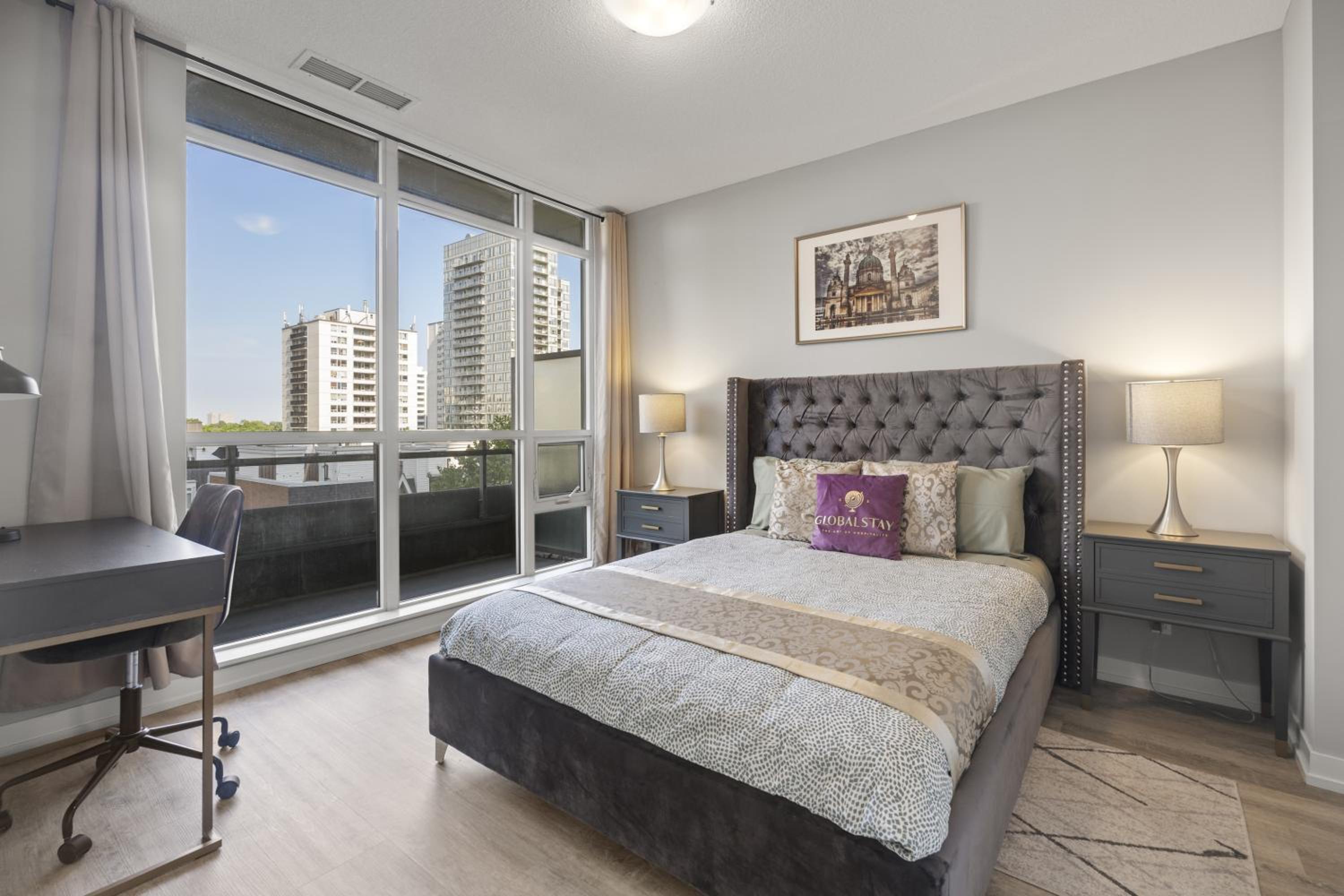 Modern Lillian St Apartments by GLOBALSTAY photo 4