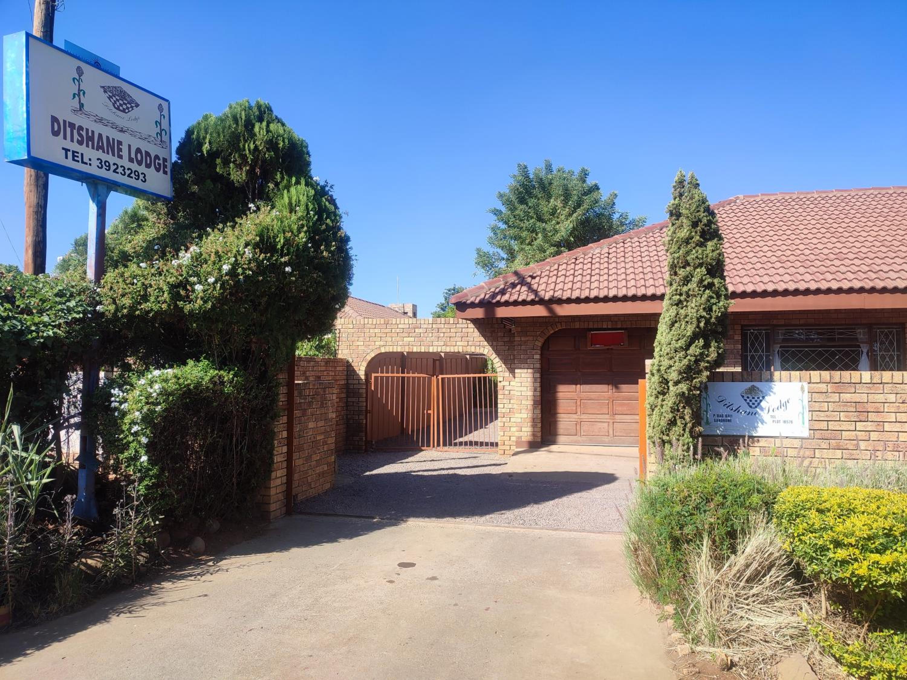 Ditshane Lodge