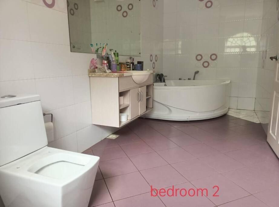 five bedroom home in keren