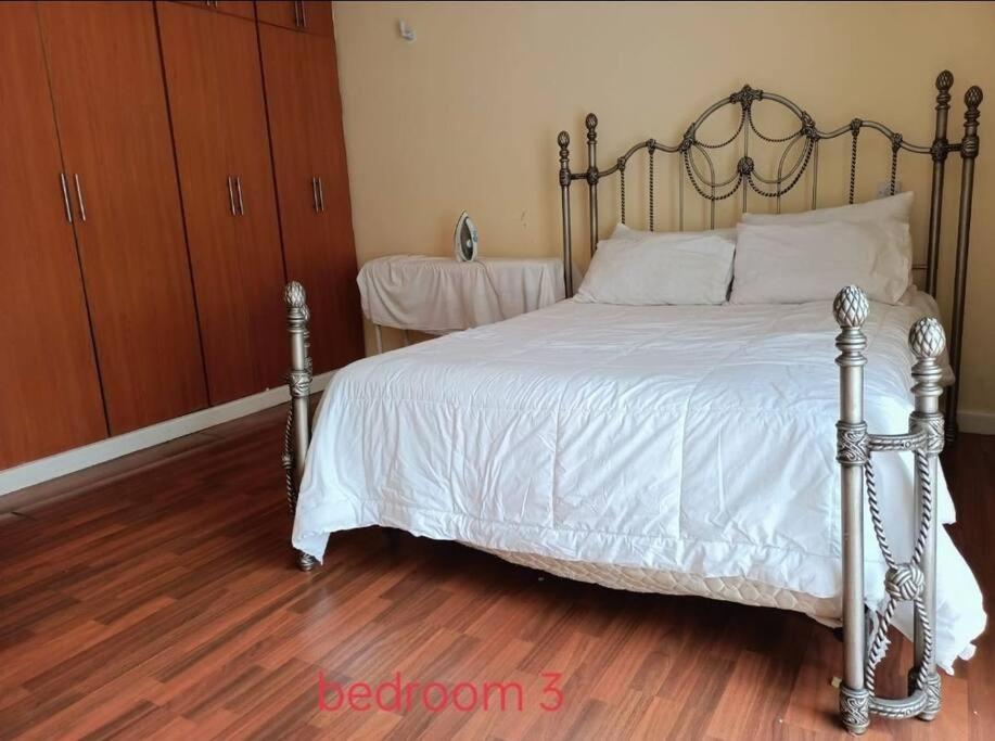 five bedroom home in keren