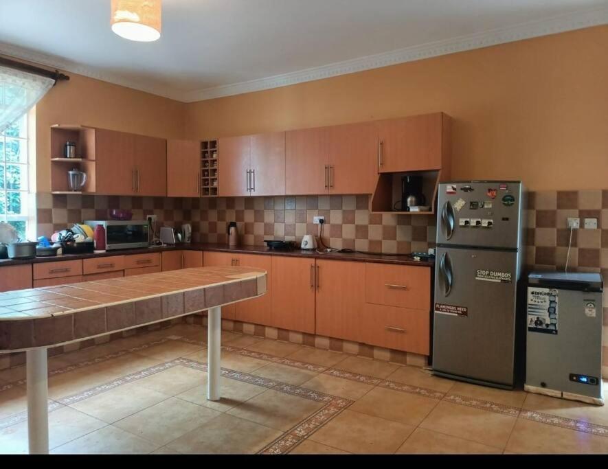 five bedroom home in keren