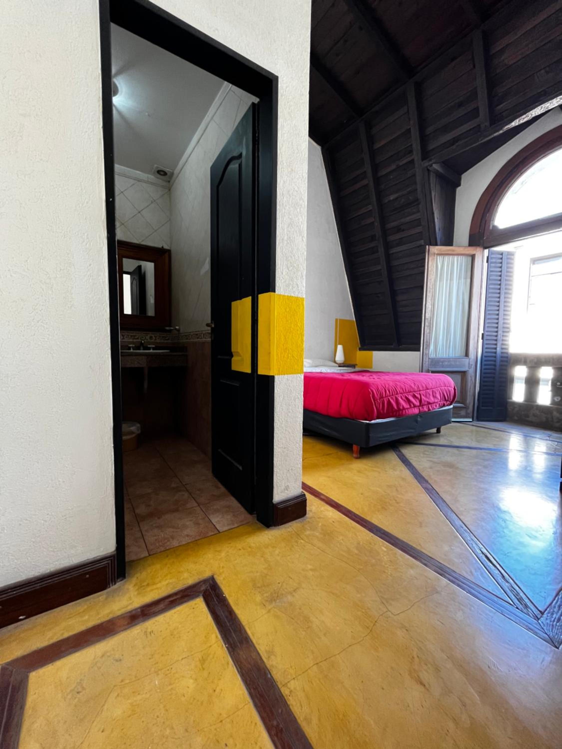 Parla Hostel