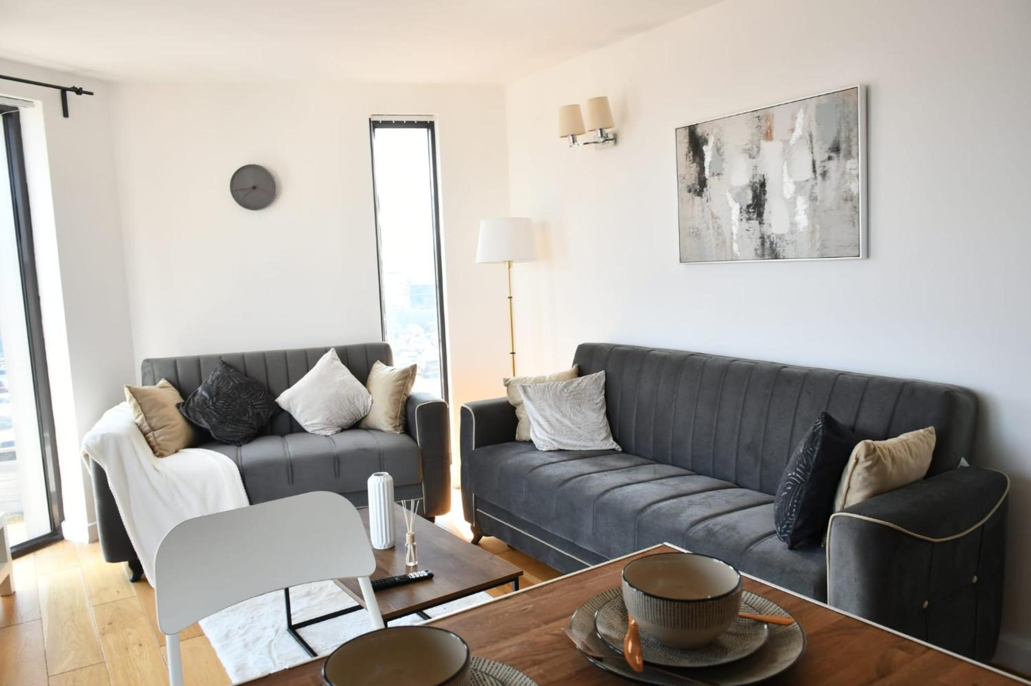 Spacious 2bedroom apartment in London city airport