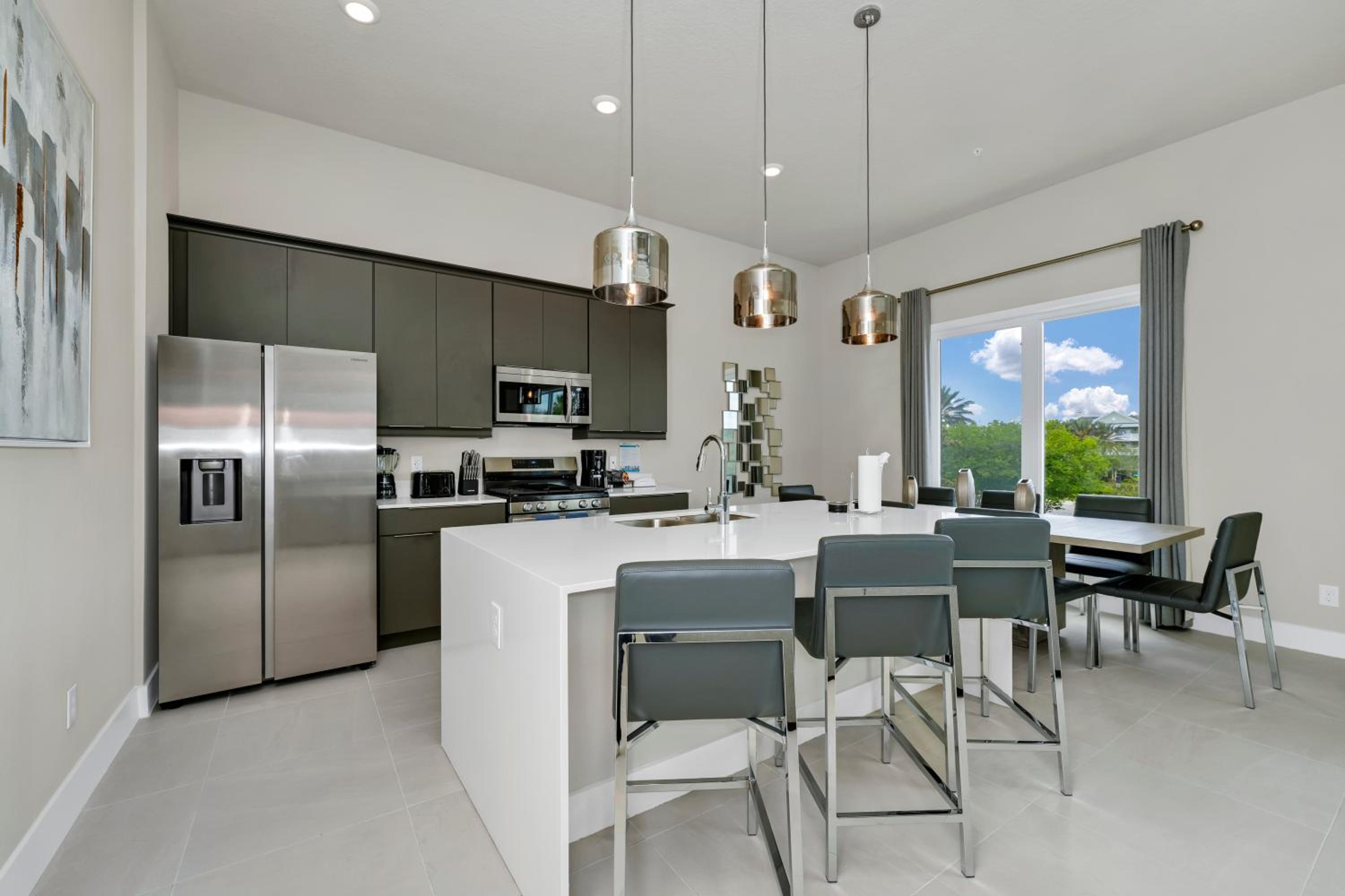 Inviting Condo With Pool Table Near Disney With Resort & Waterpark Access - B34-246 view 5