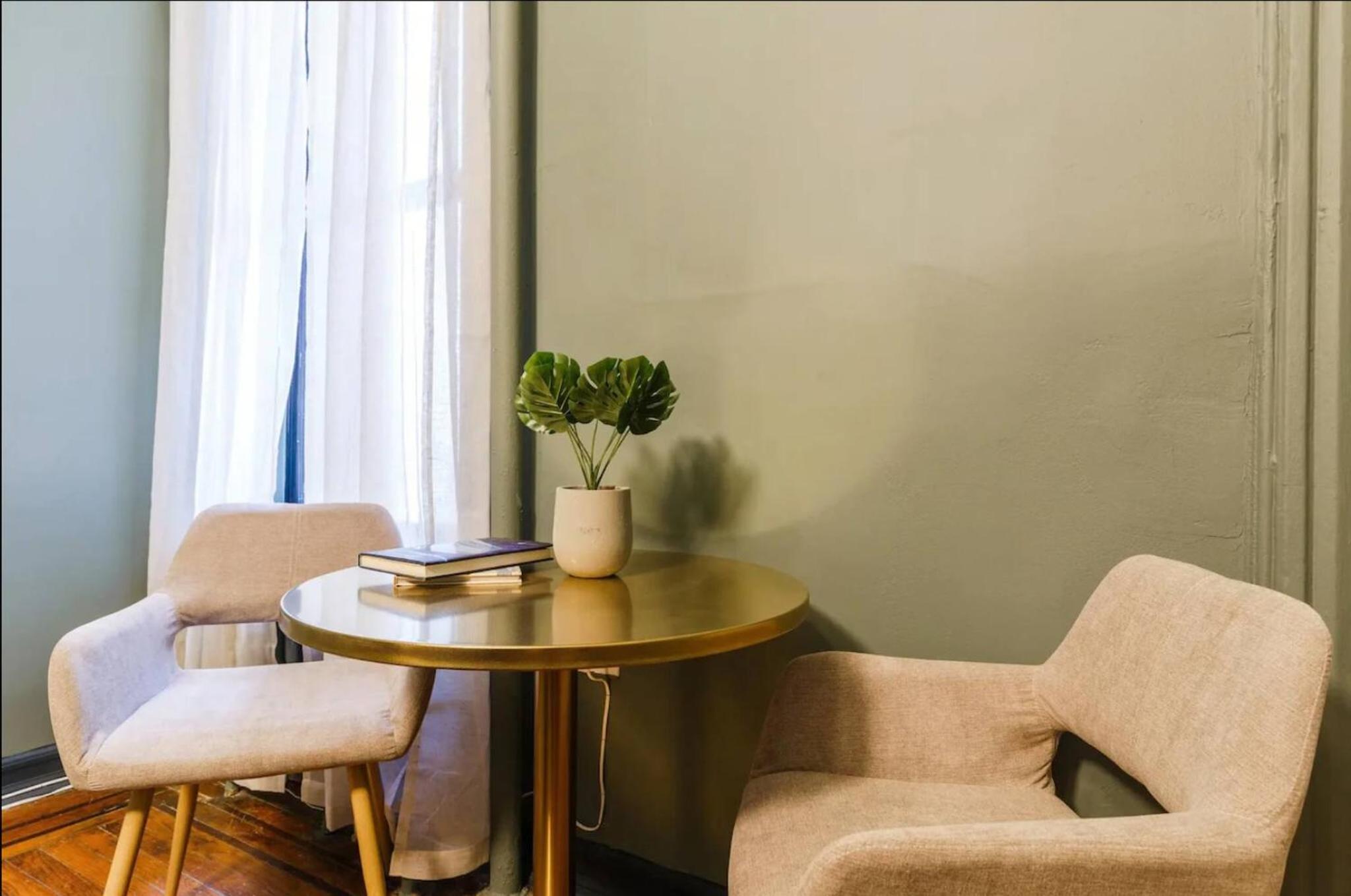 Upper West Side Furnished 1 Bedroom Apartment